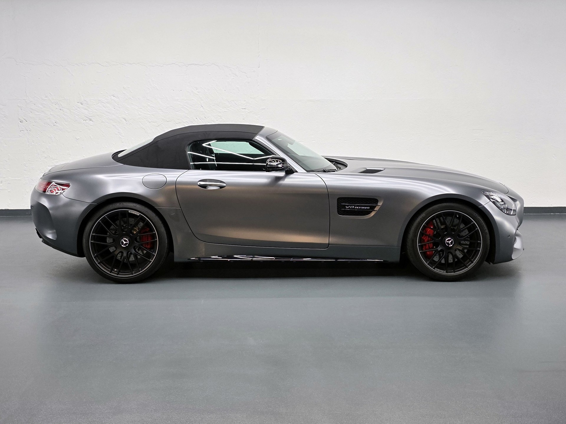 MERCEDES-BENZ AMG GT C Roadster-image-8