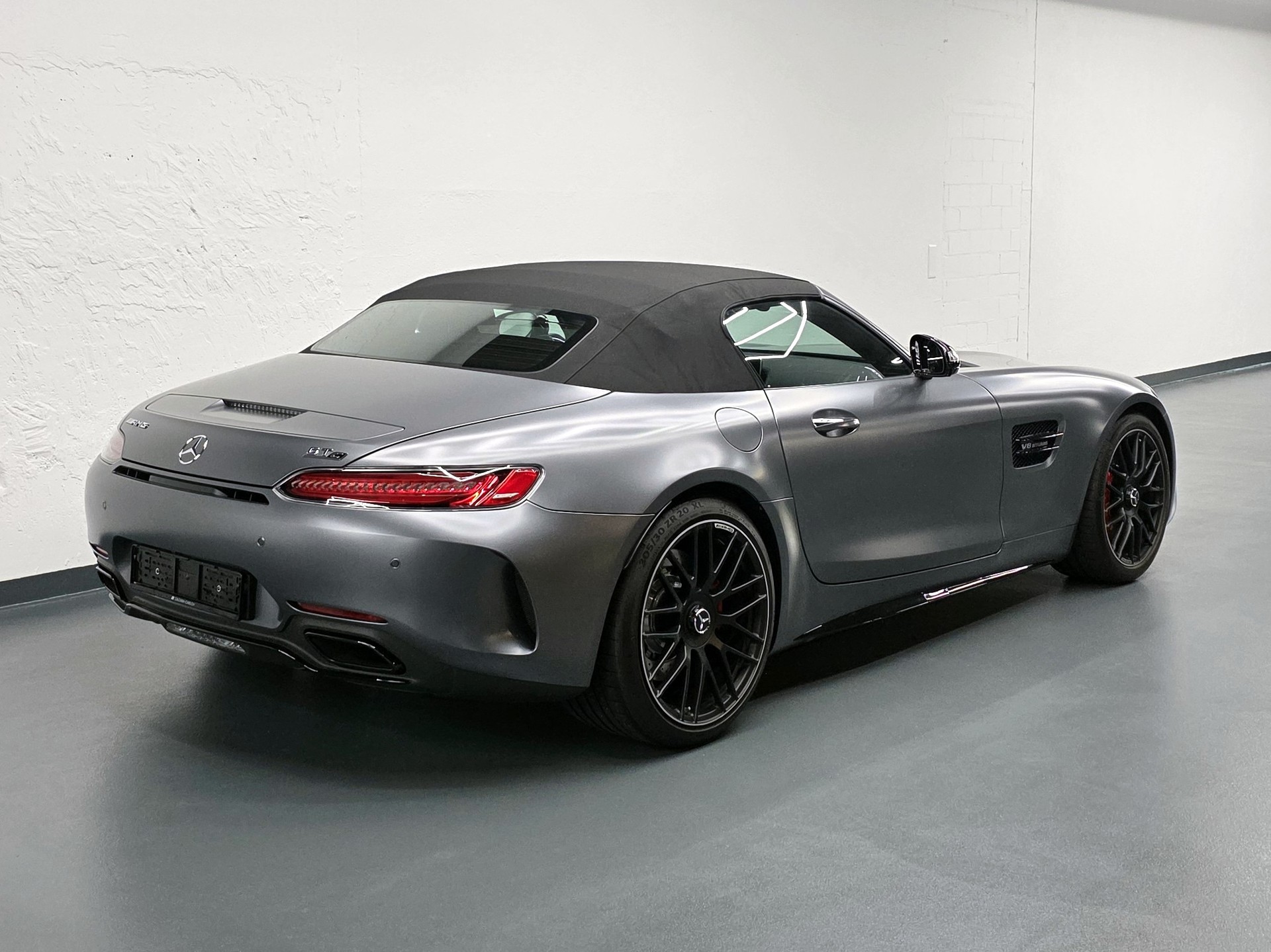MERCEDES-BENZ AMG GT C Roadster-image-10