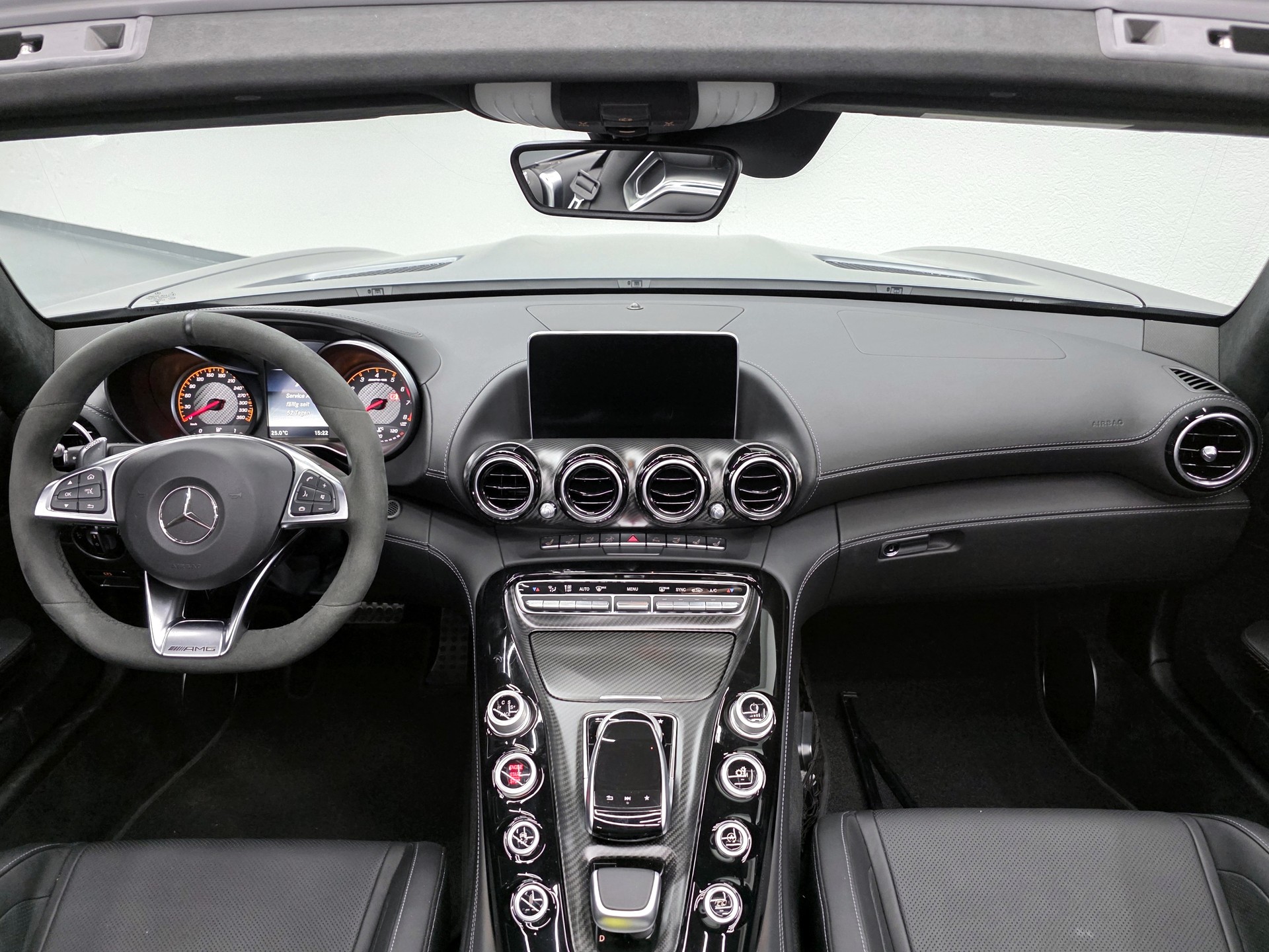 MERCEDES-BENZ AMG GT C Roadster-image-14