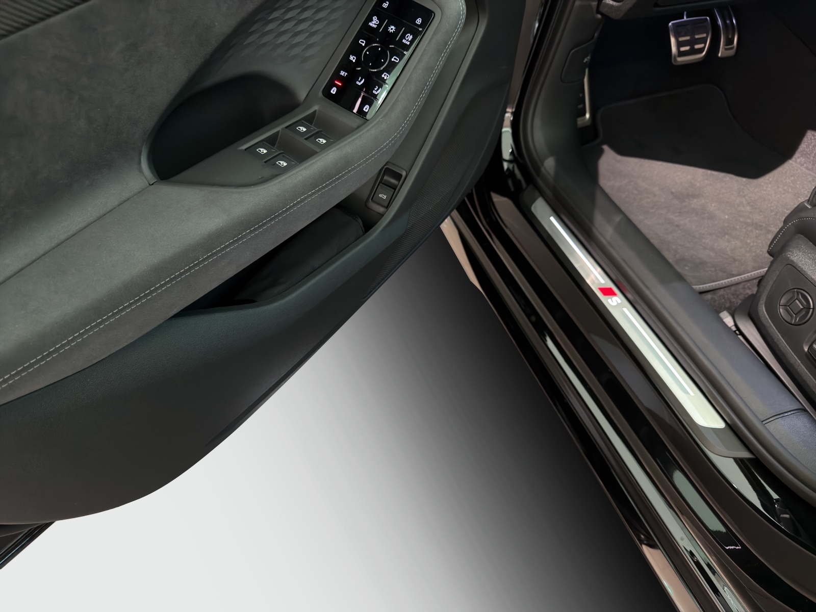AUDI S5 Avant TFSI quattro S tronic-image-13