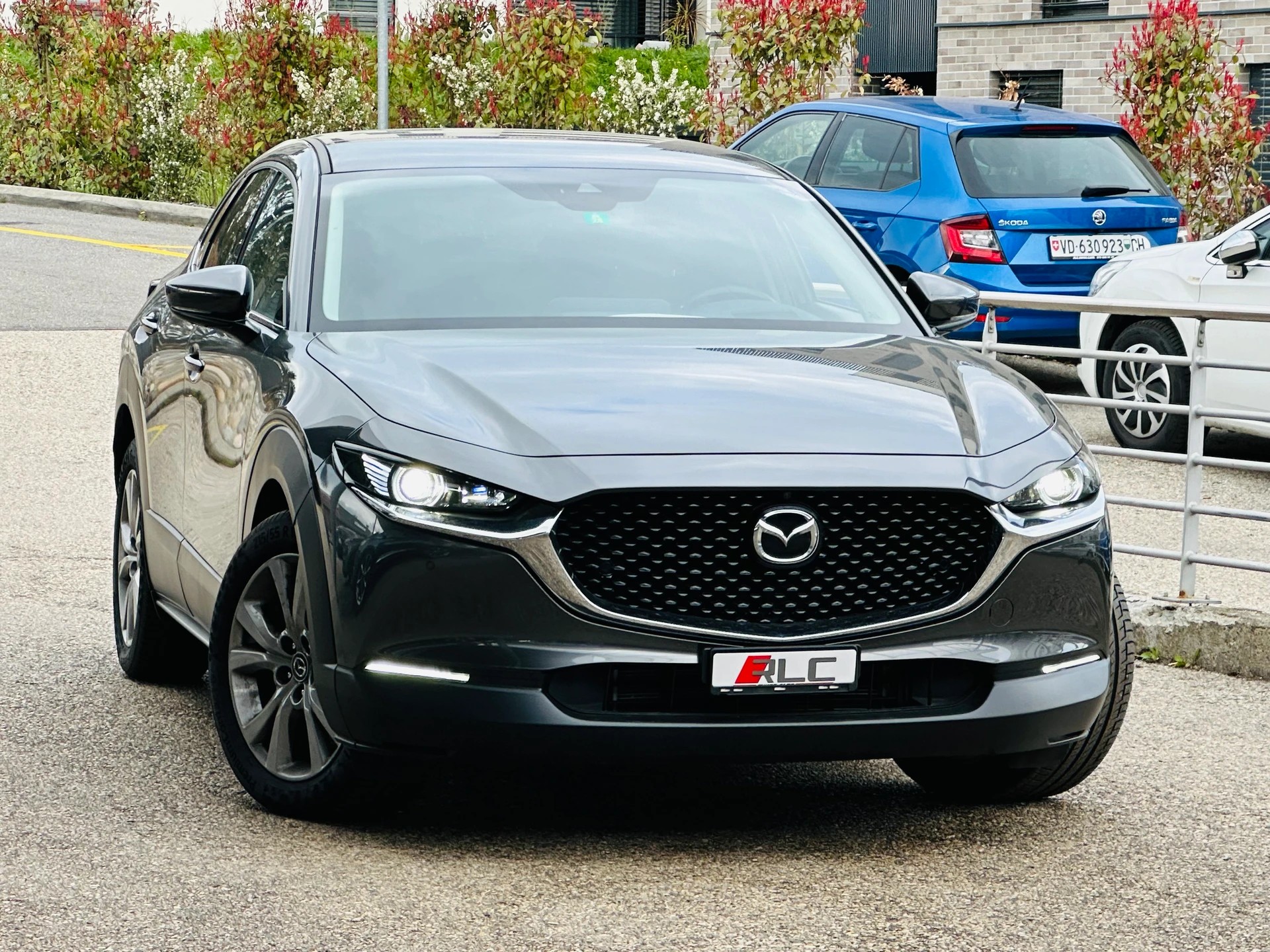 MAZDA CX-30 SKYACTIV-G M Hybrid 122 Ambition Plus AWD Automat-showroom-element-2