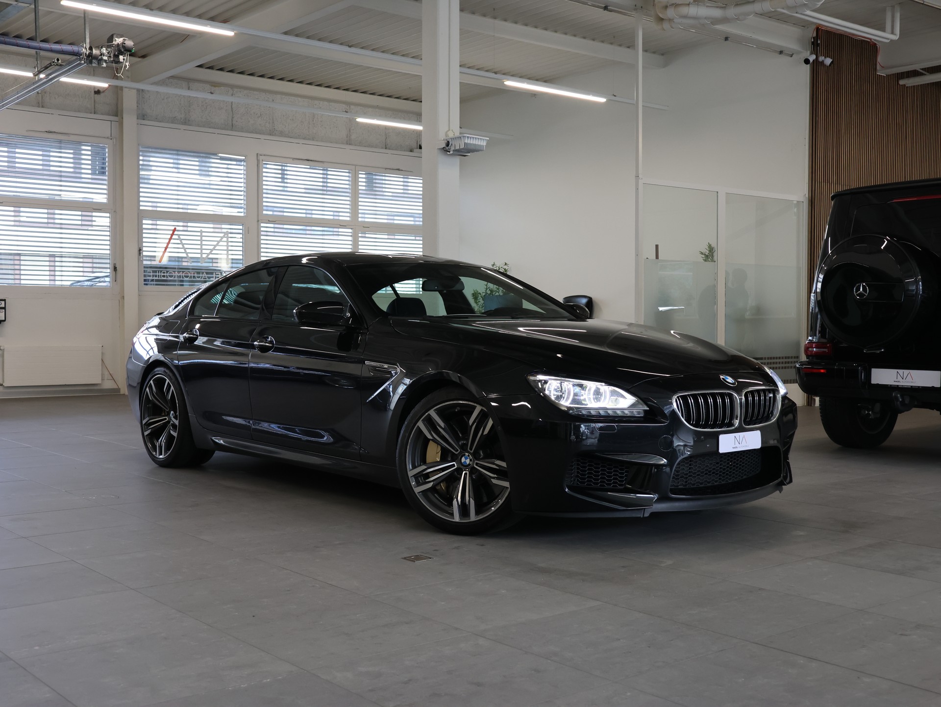 BMW BMW M6 Gran Coupe Drivelogic *Carbon-Keramik-Bremsanlage* Massagesitze * Carbon-Interieur*