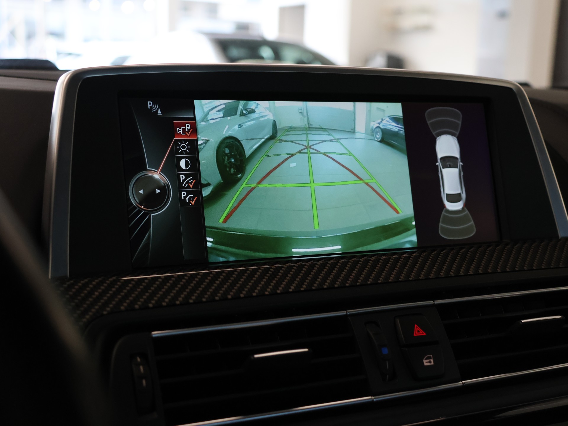 BMW BMW M6 Gran Coupe Drivelogic *Carbon-Keramik-Bremsanlage* Massagesitze * Carbon-Interieur*-image-25