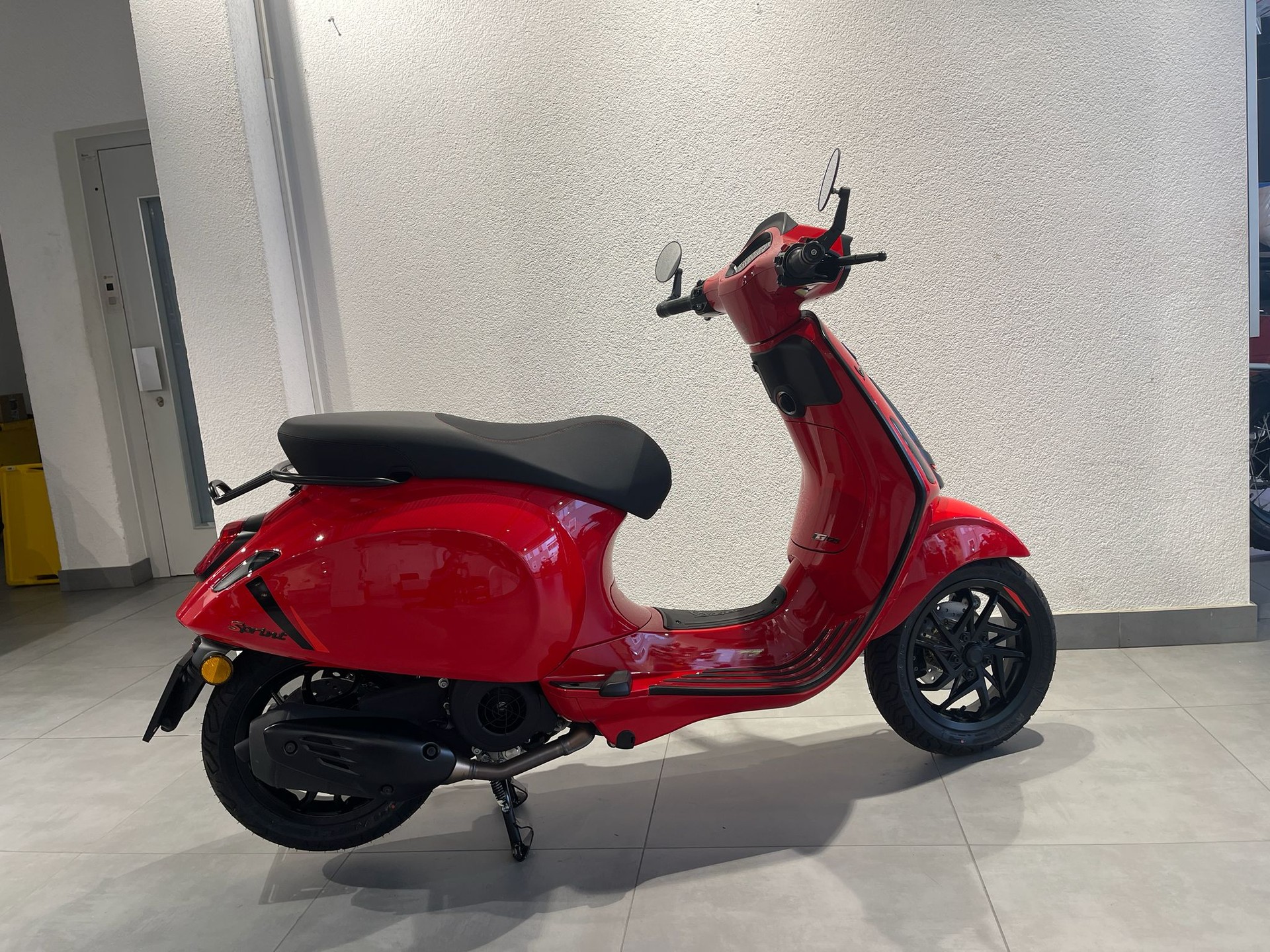 PIAGGIO Vespa 125 Sprint 3V Sport ABS-image-5