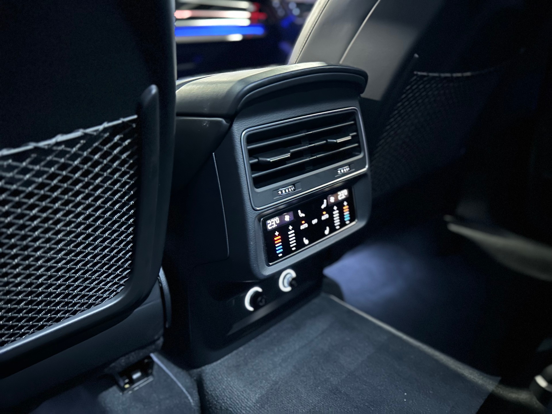 AUDI SQ7 4.0 V8 TDI quattro tiptronic-image-20