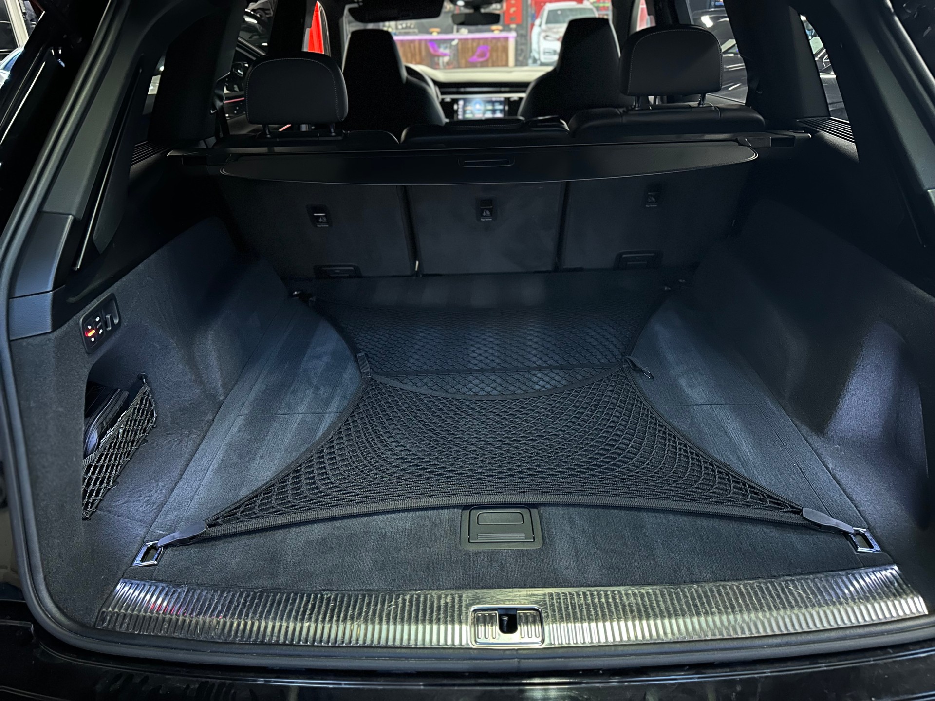 AUDI SQ7 4.0 V8 TDI quattro tiptronic-image-21