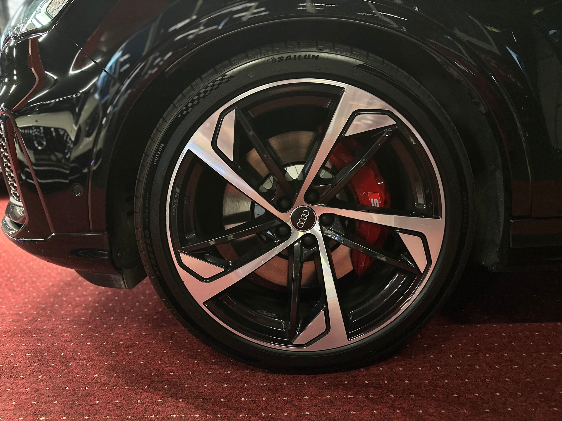 AUDI SQ7 4.0 V8 TDI quattro tiptronic-image-7