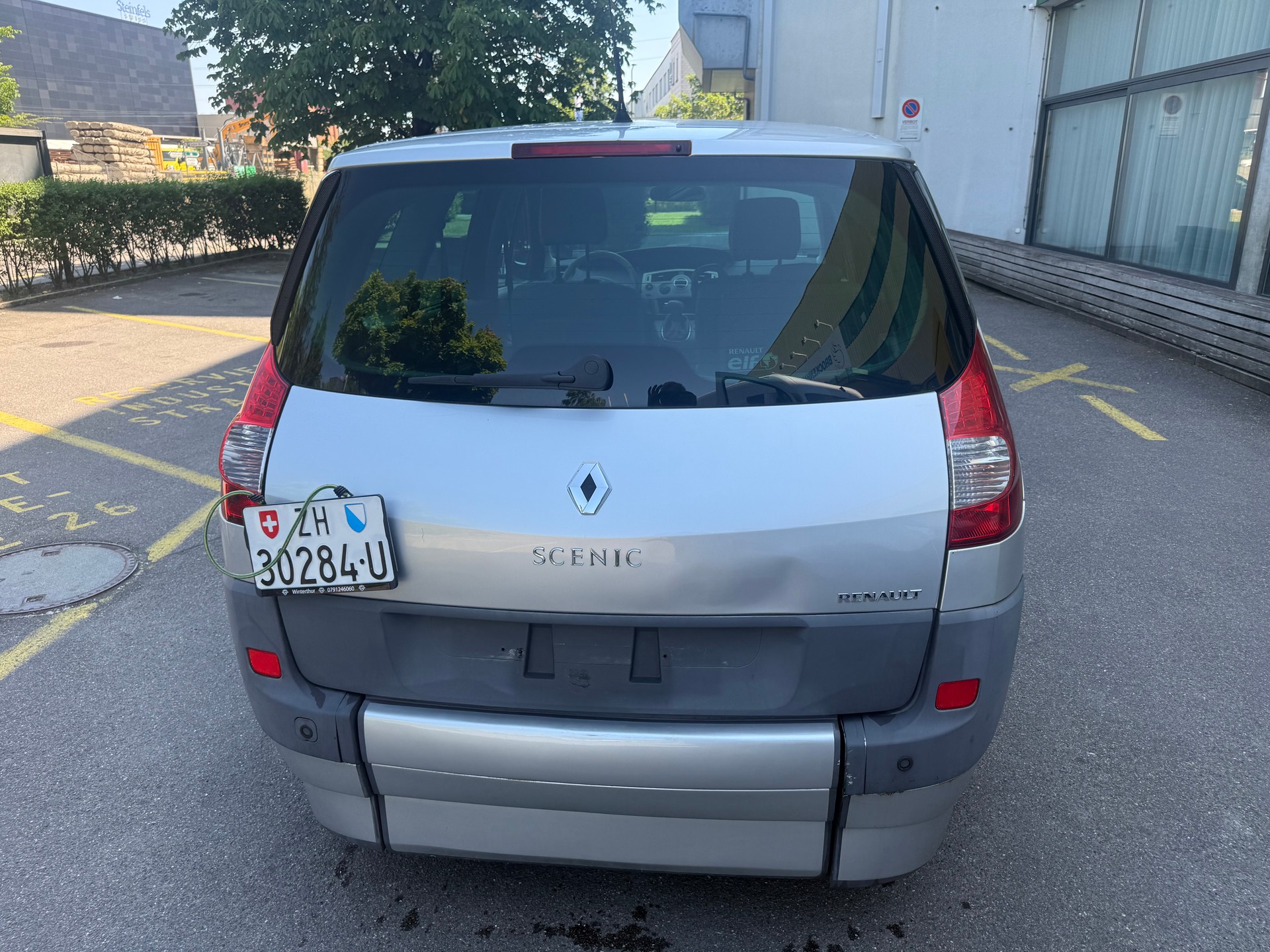 RENAULT Grand Scénic 2.0 16V Dynamique-showroom-element-3