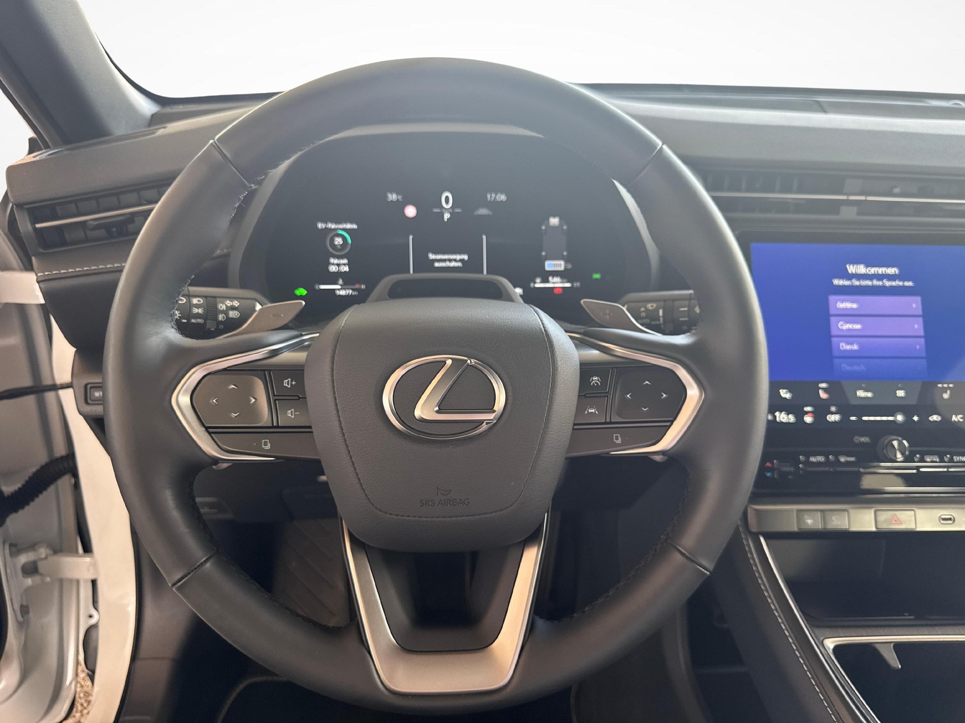LEXUS LBX 1.5 Hybrid Relax-image-13