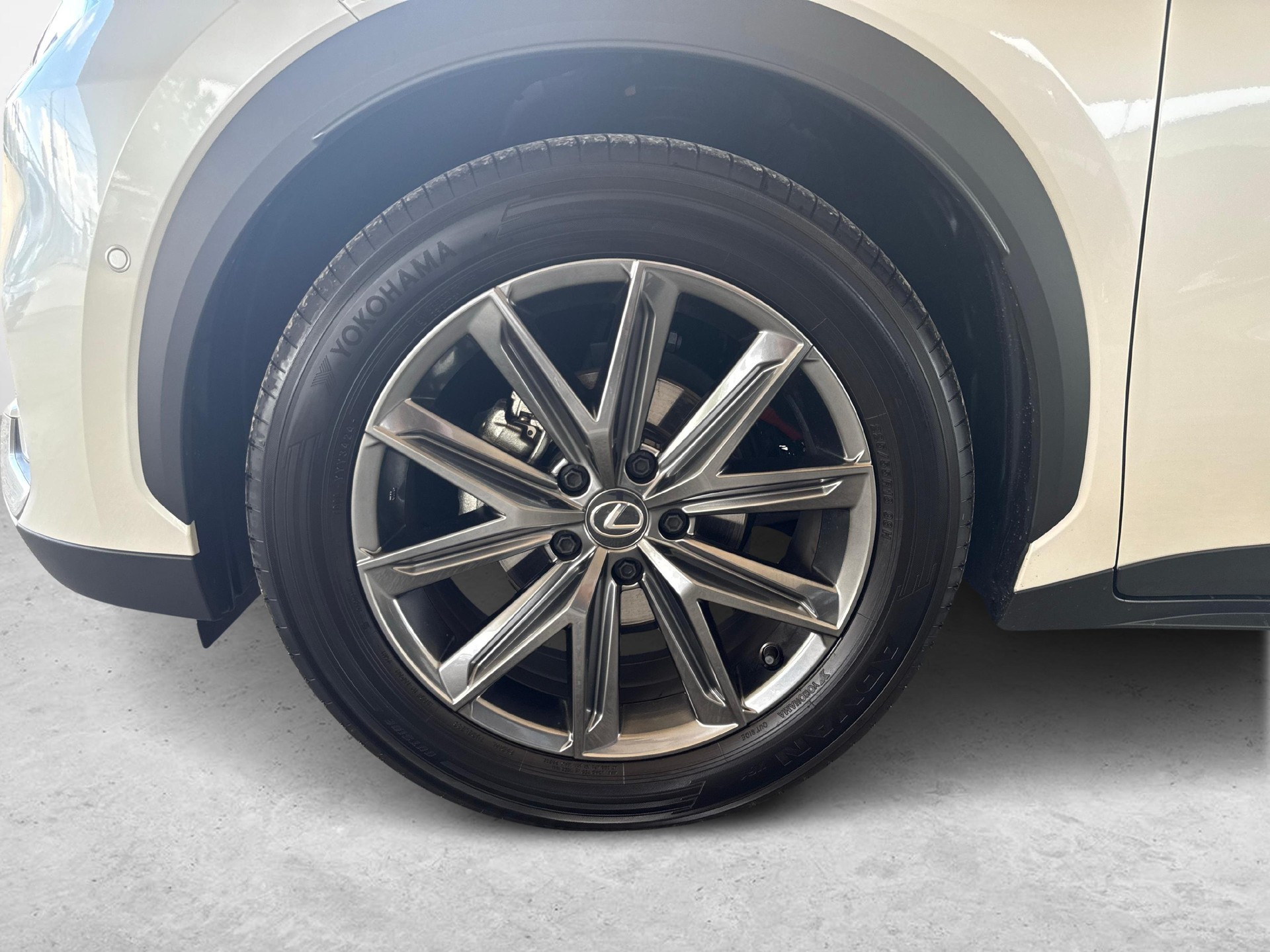 LEXUS LBX 1.5 Hybrid Relax-image-18