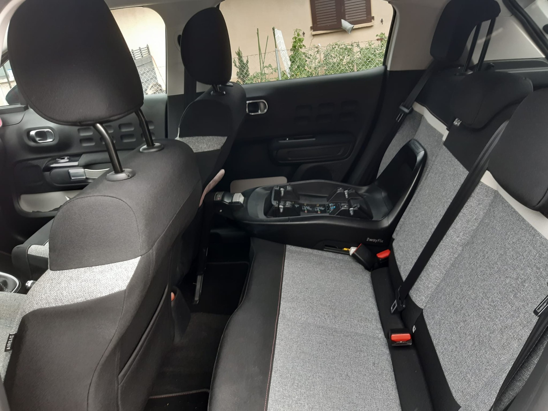 CITROEN 1.2 PureTech Elle-image-5