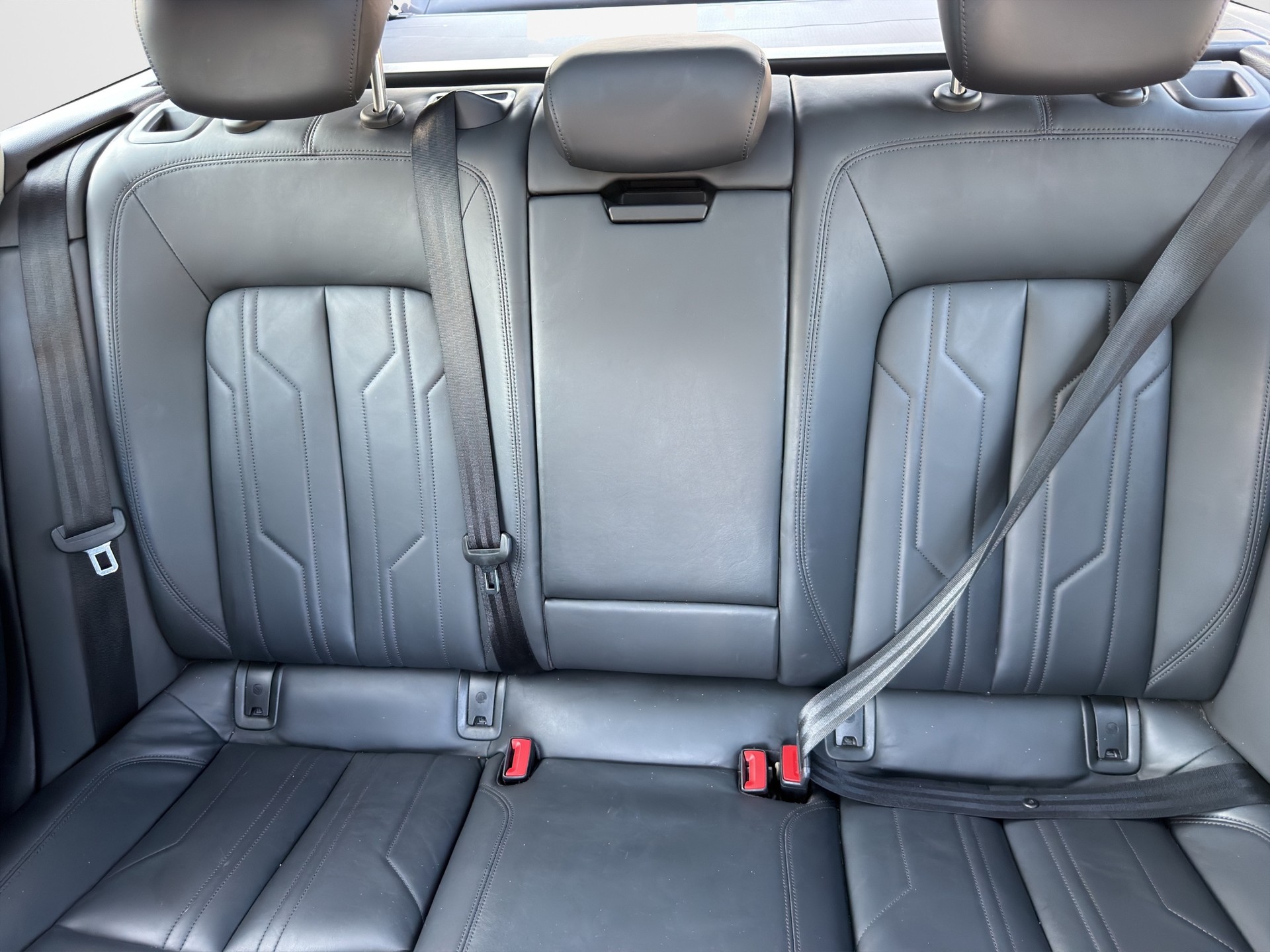 AUDI A6 Avant 50 TDI Sport quattro tiptronic-image-16