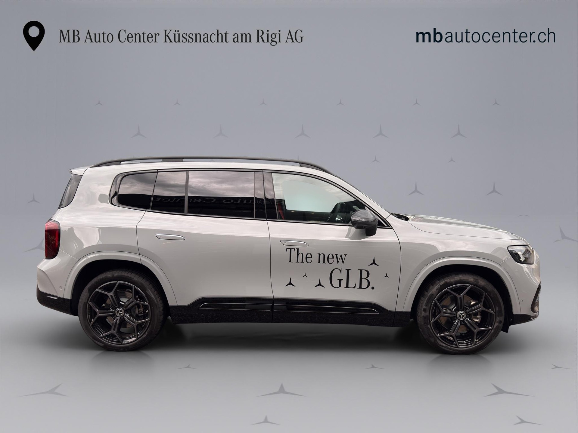MERCEDES-BENZ GLB 220 4matic-image-6
