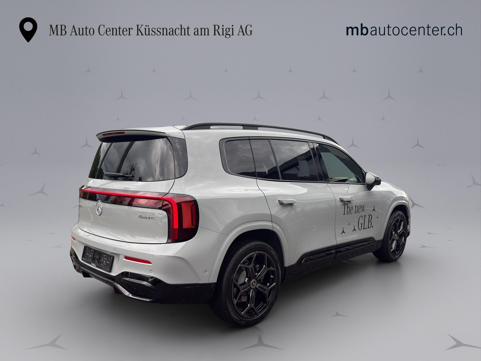 MERCEDES-BENZ GLB 220 4matic-image-5