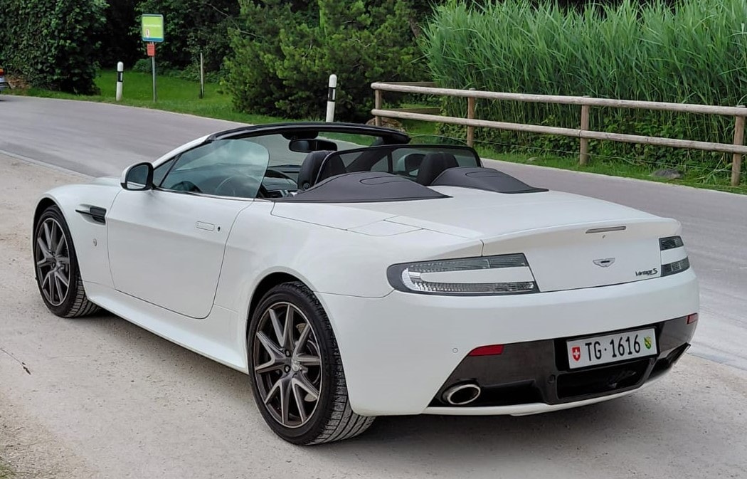 ASTON MARTIN Vantage S R-image-2