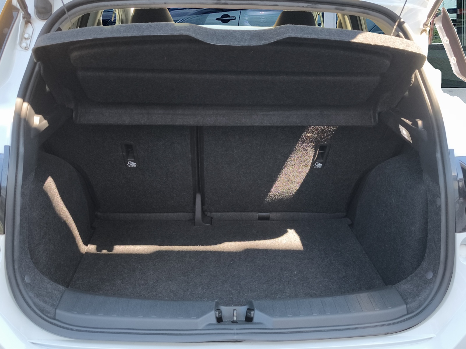 NISSAN Micra IG-T 100 n-connecta Xtronic-image-14