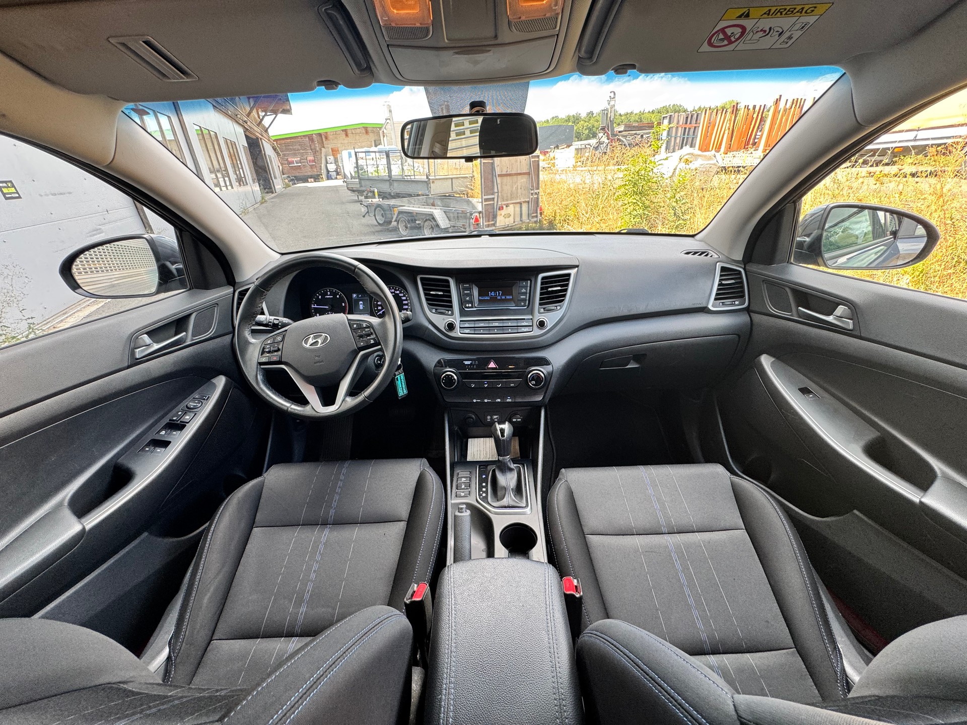 HYUNDAI Tucson 1.7 CRDI Origo 2WD DCT7-image-10