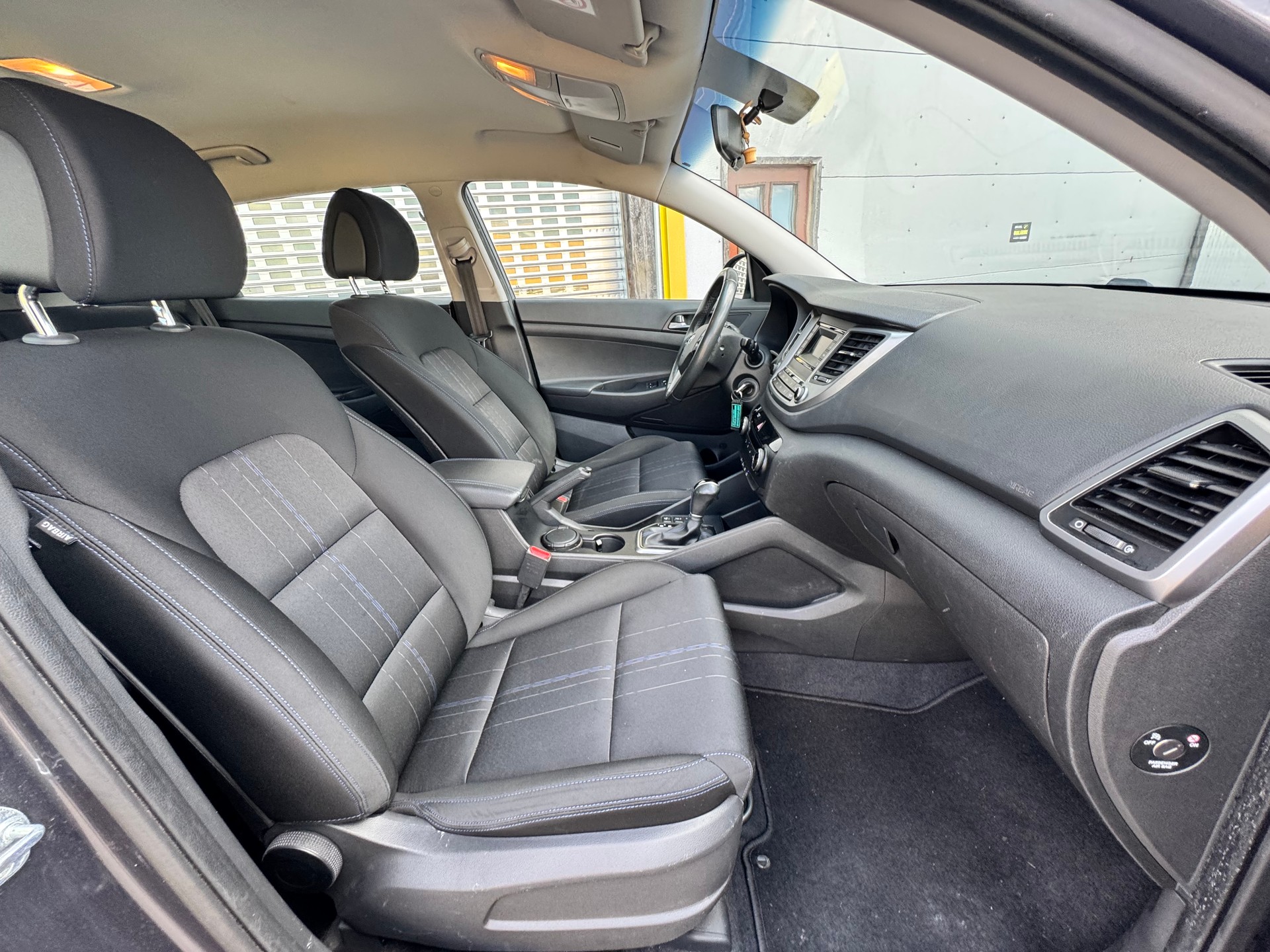 HYUNDAI Tucson 1.7 CRDI Origo 2WD DCT7-image-9
