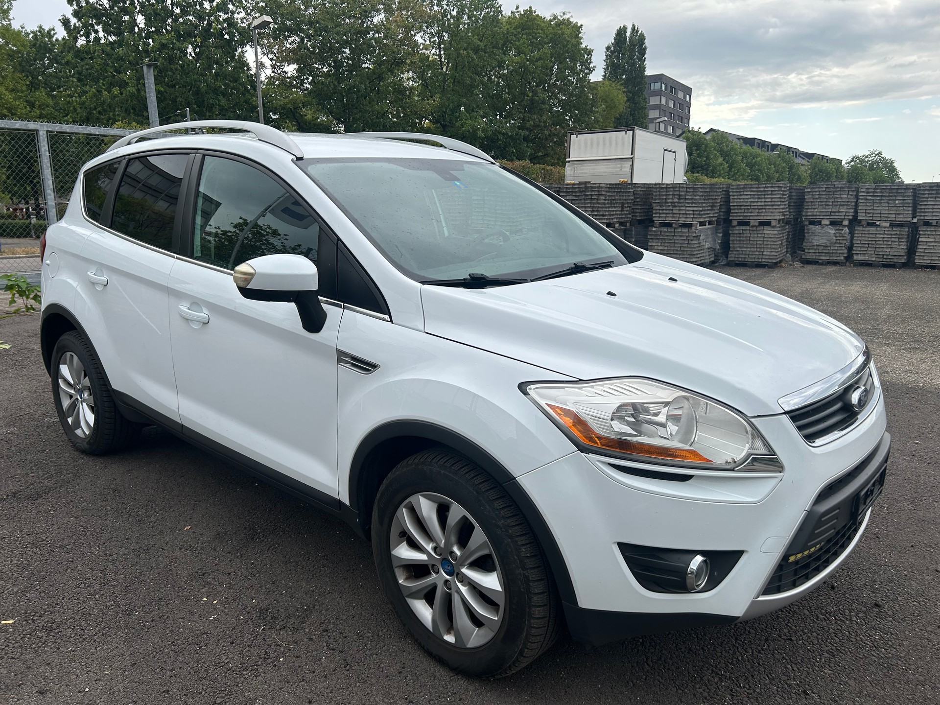 FORD Kuga 2.0 TDCi Titanium 4WD PowerShift-image-6