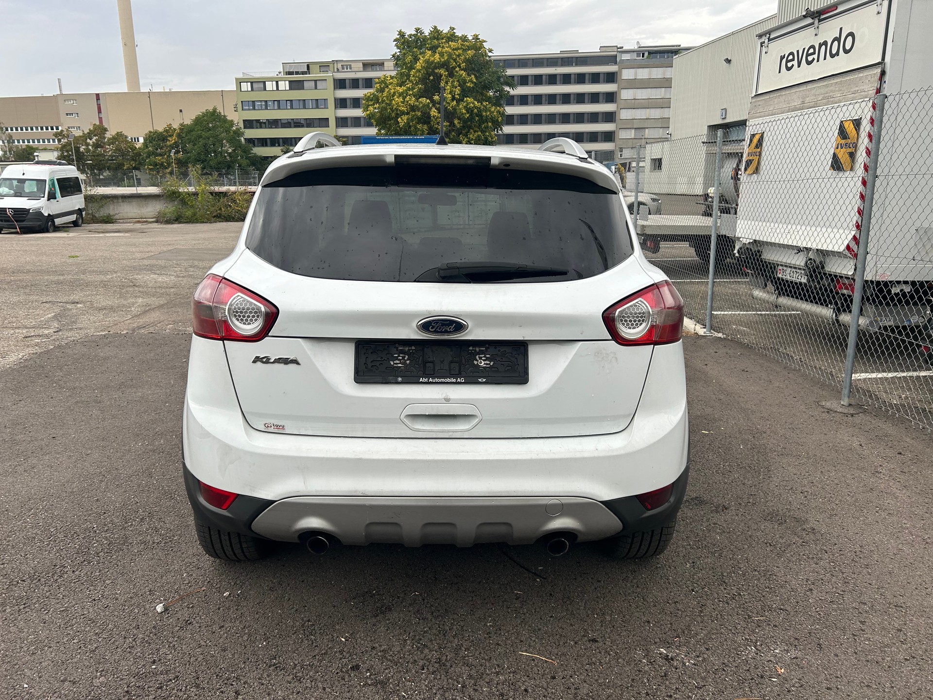 FORD Kuga 2.0 TDCi Titanium 4WD PowerShift-image-3