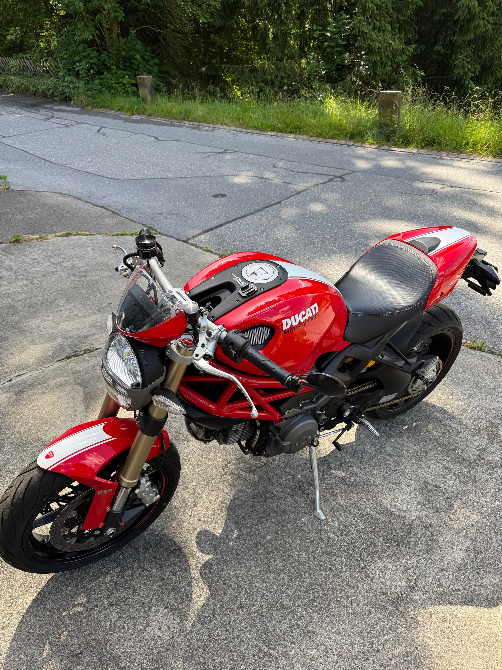 DUCATI Monster 1100 EVO ABS-image-0