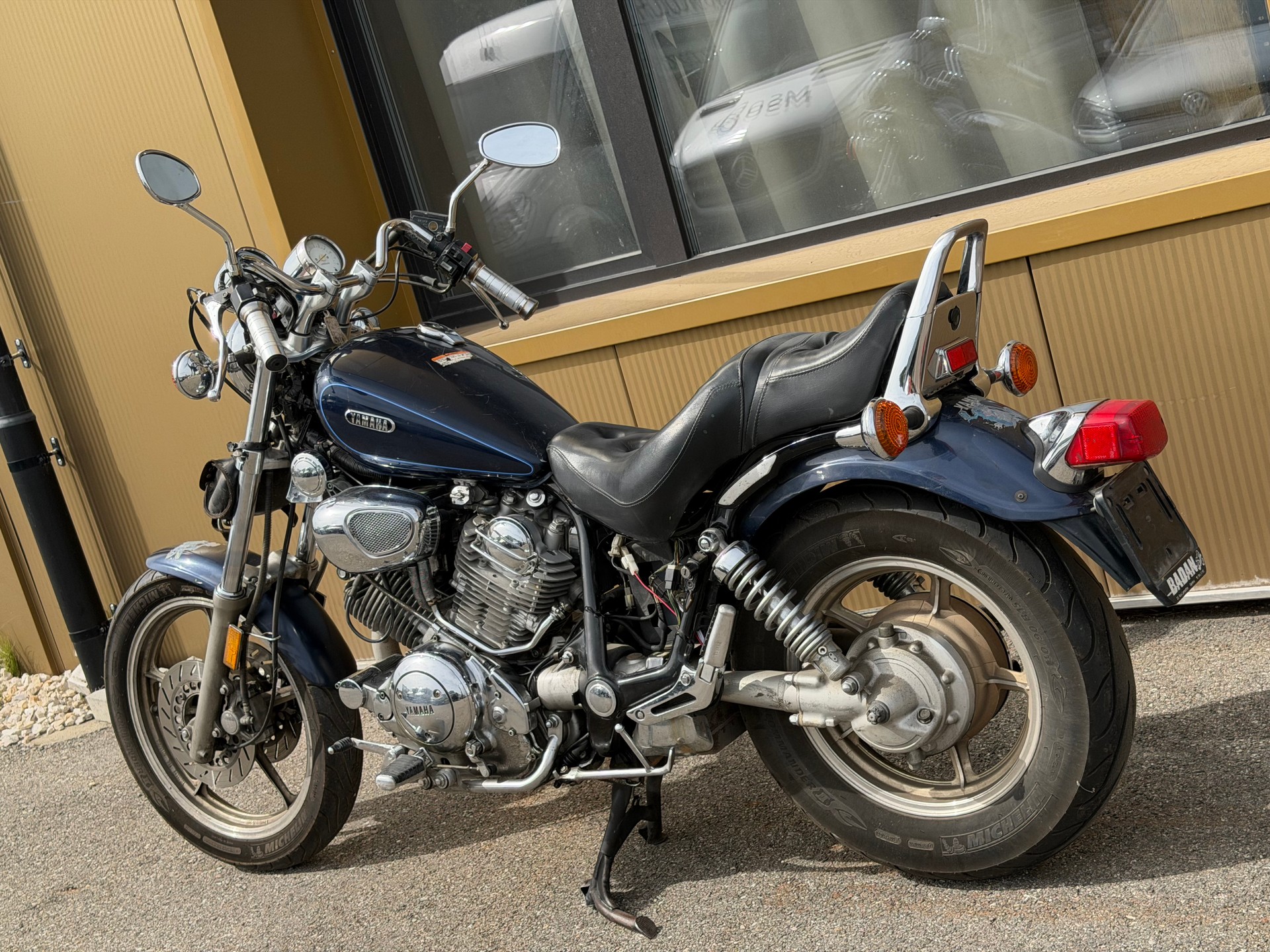 YAMAHA XV 750 Virago-image-11