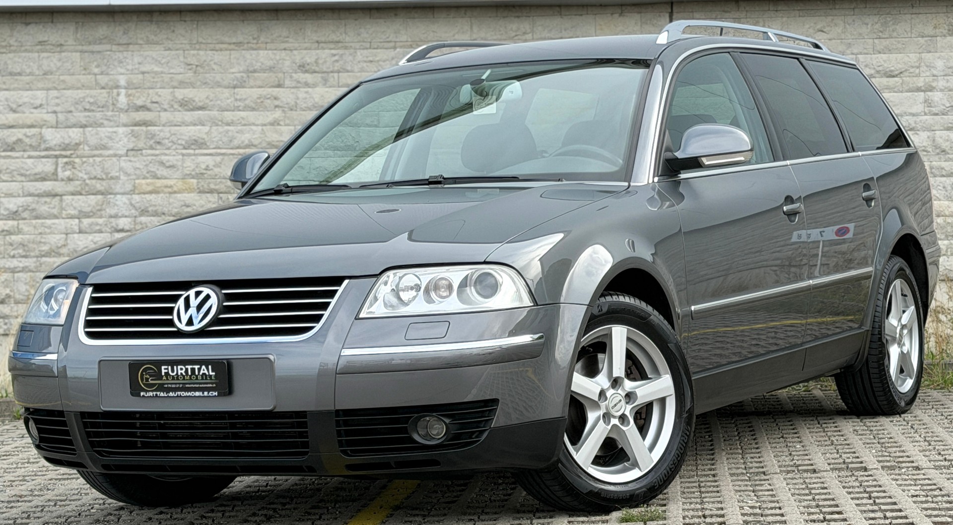 VW Passat Variant 1.9 TDI 4Motion Highline-showroom-element-3