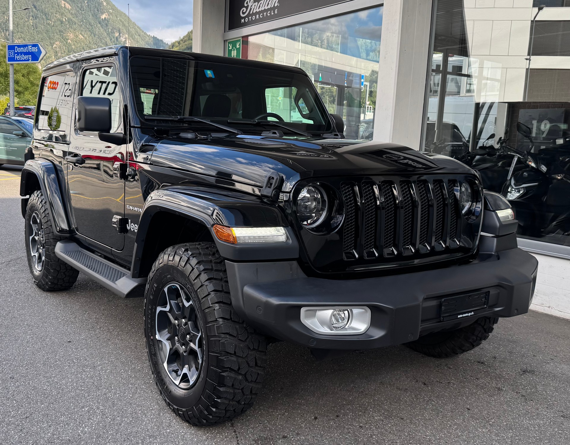 JEEP Wrangler 2.0 Sahara Automatic