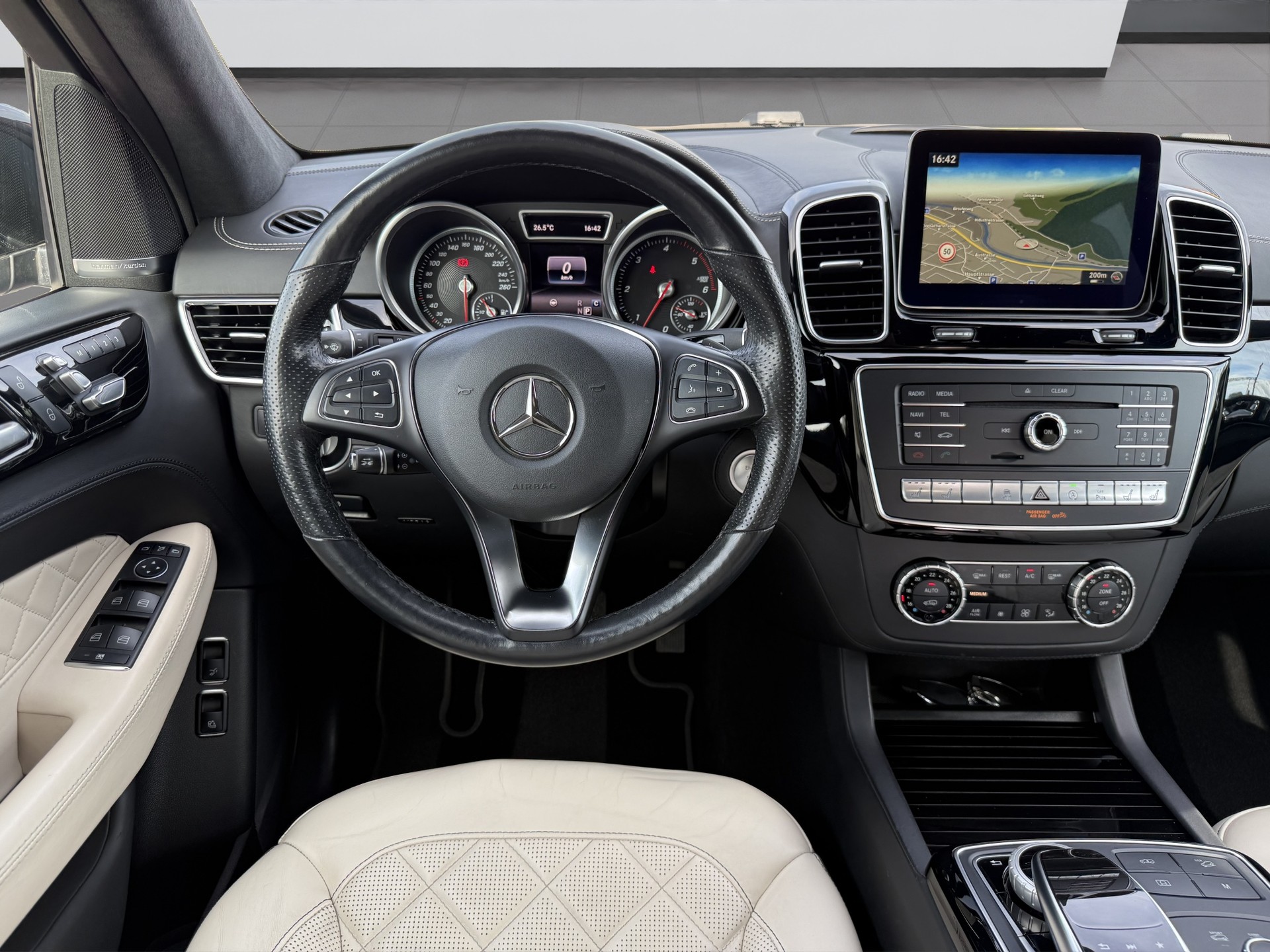 MERCEDES-BENZ GLE 350 d Executive 4Matic 9G-Tronic-image-9