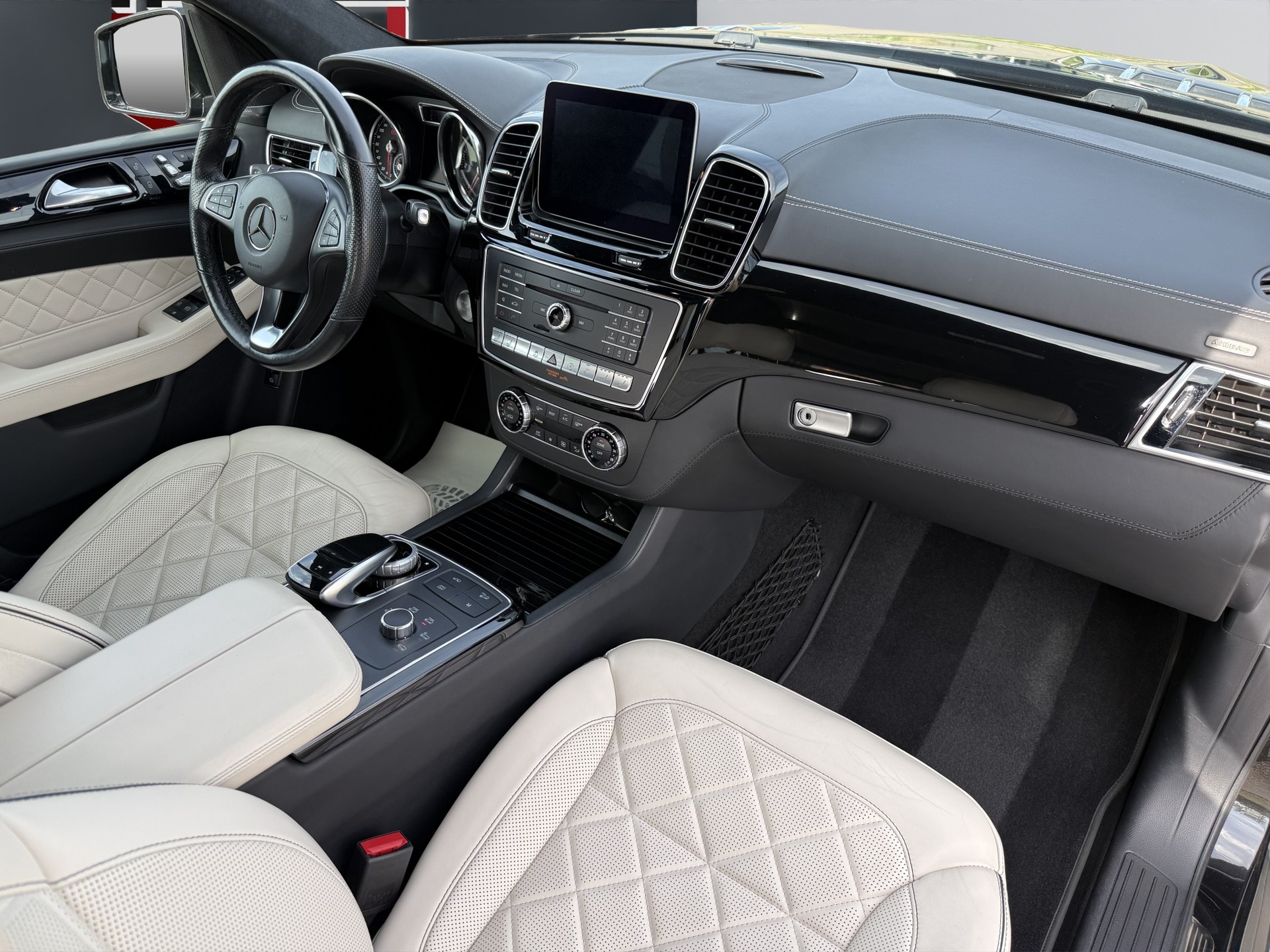 MERCEDES-BENZ GLE 350 d Executive 4Matic 9G-Tronic-image-11