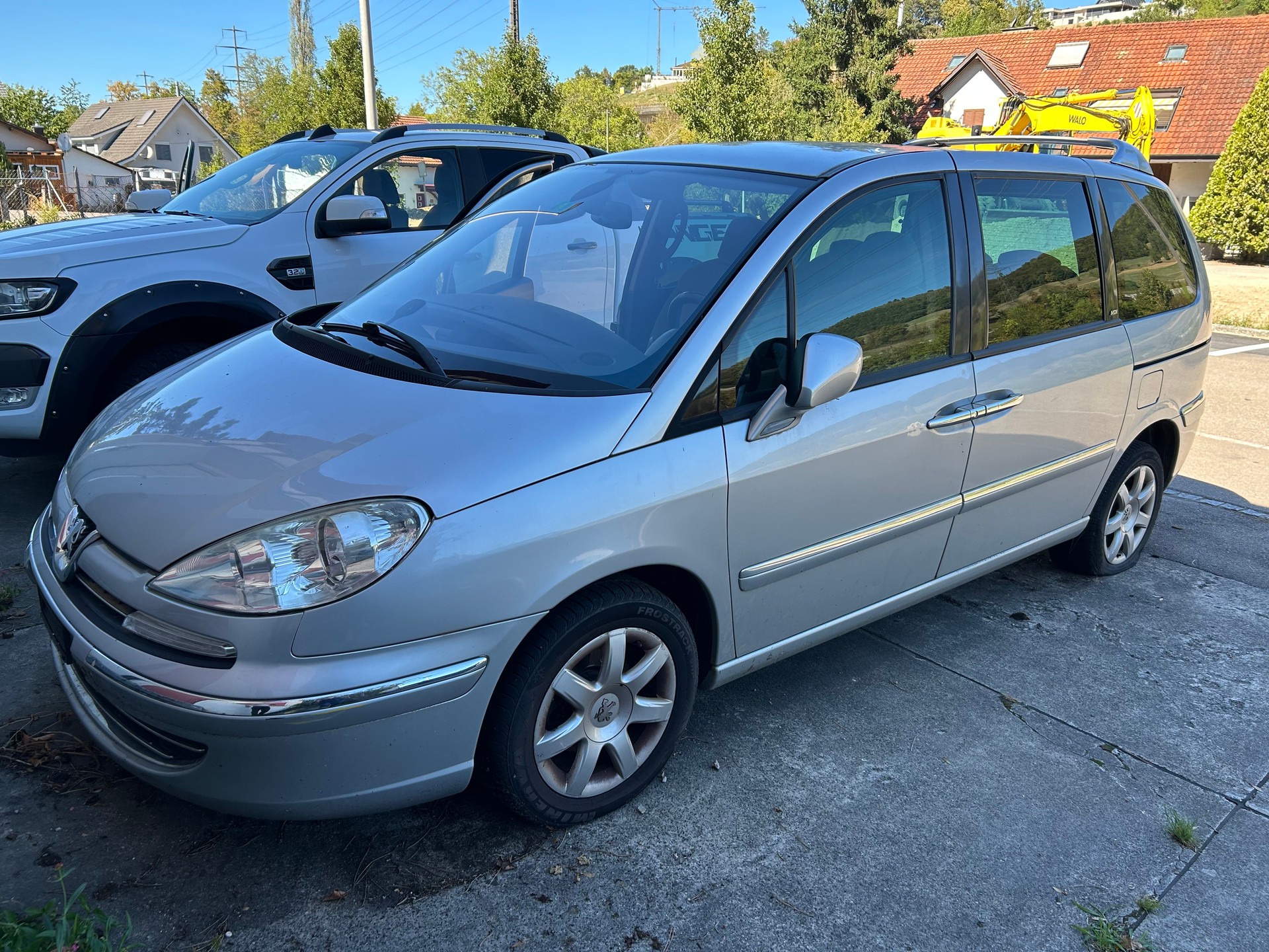 PEUGEOT 807 2.0 16V HDi Active-showroom-element-1
