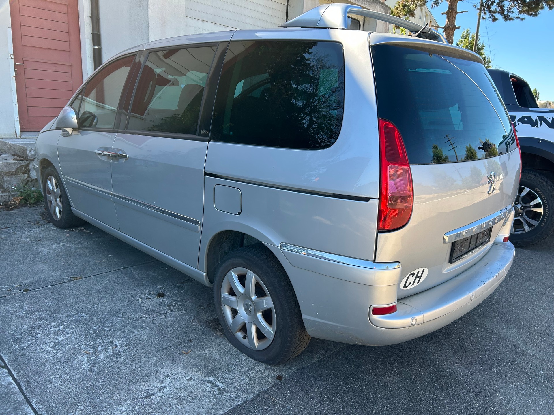 PEUGEOT 807 2.0 16V HDi Active-showroom-element-2