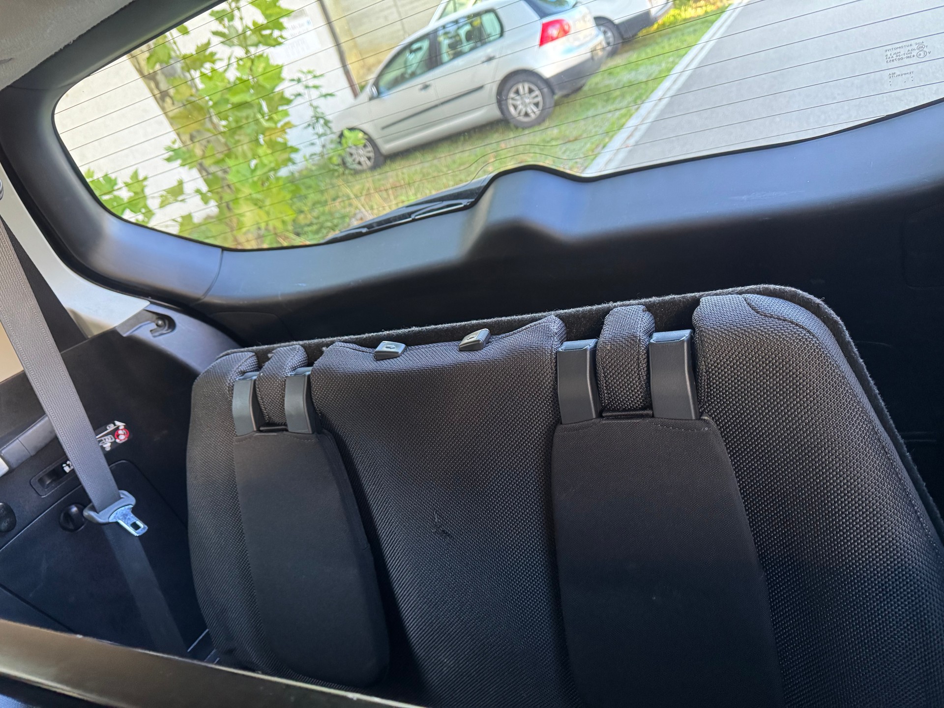 PEUGEOT 4007 2.2 HDi Platinum Edition DCS6-image-8