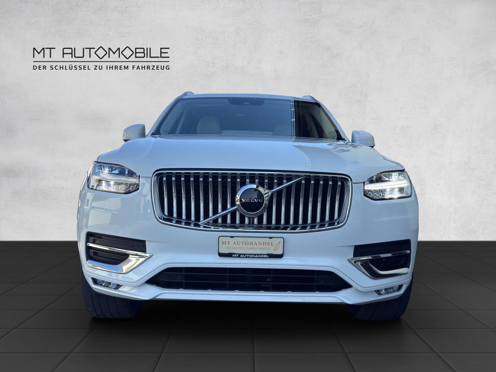 VOLVO XC90 B6 Benzin Mild Hybrid AWD Inscription Geartronic-showroom-element-1