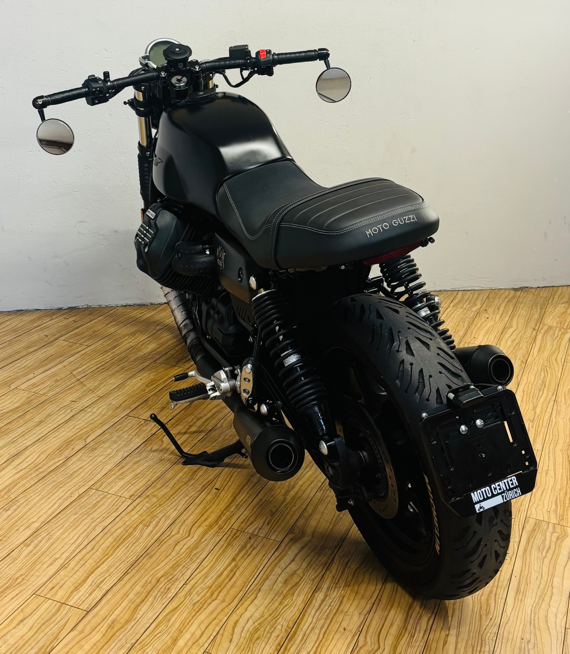 MOTO GUZZI V7 IV 850 Stone-image-4