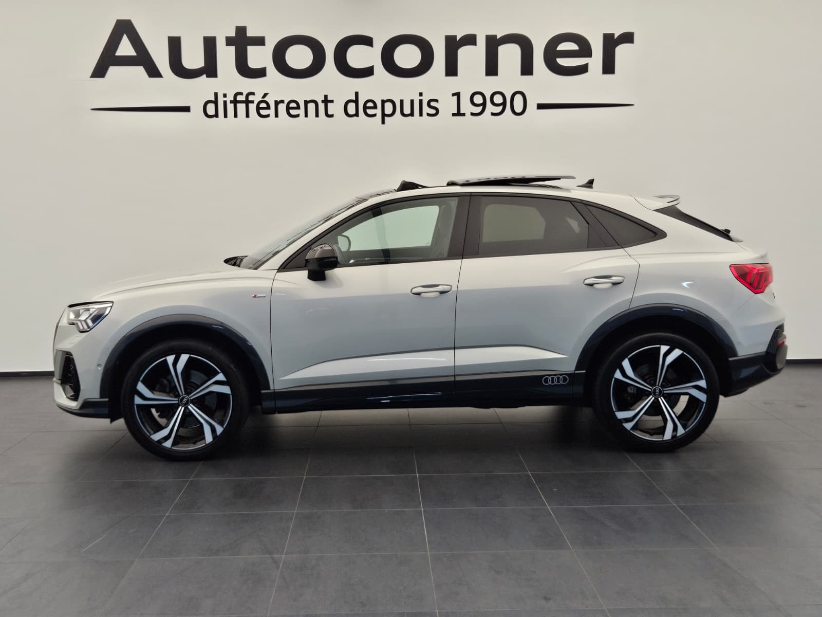 AUDI Q3 Sportback 40 TDI S line Attraction quattro S-tronic-showroom-element-1