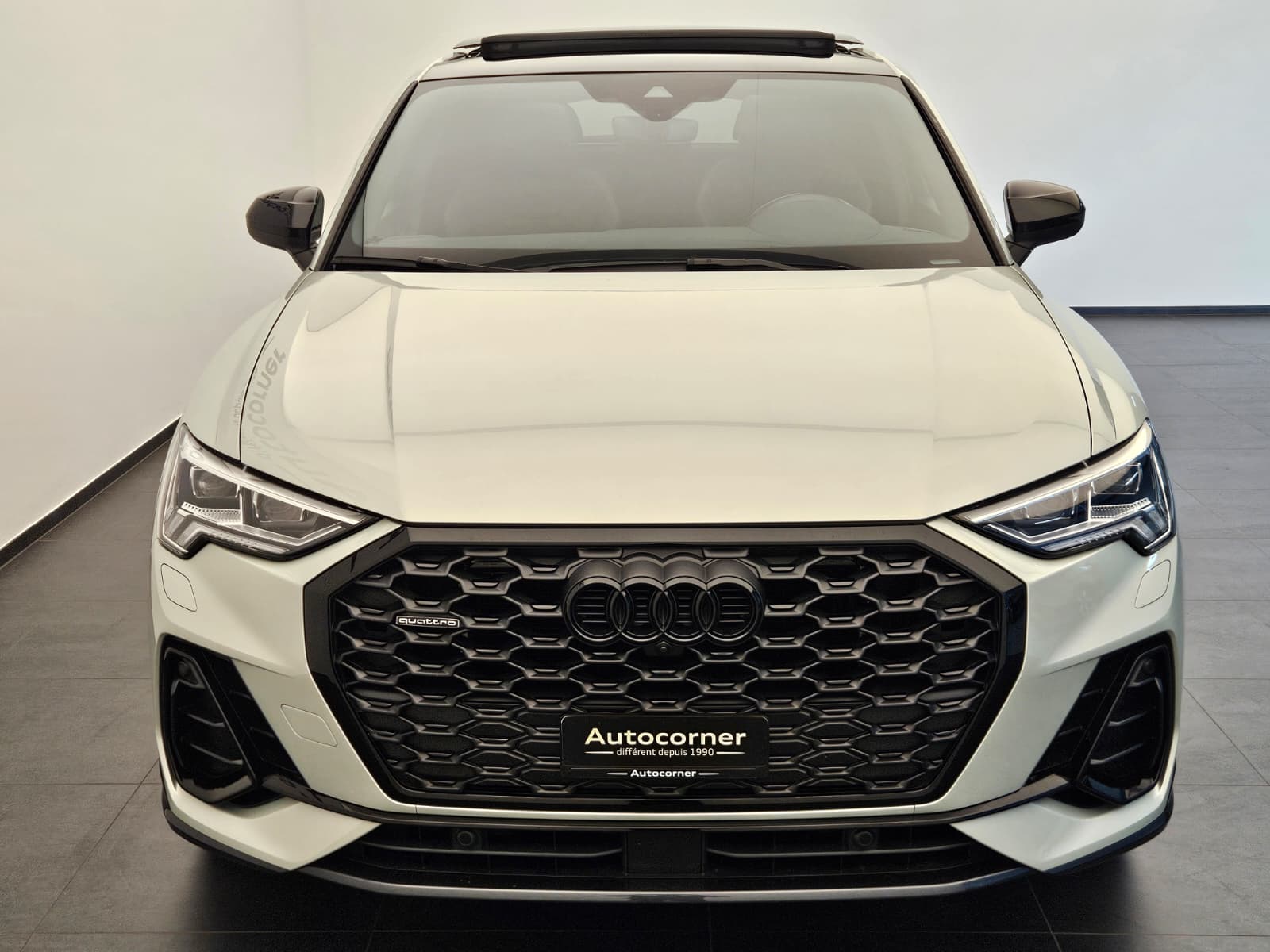 AUDI Q3 Sportback 40 TDI S line Attraction quattro S-tronic-showroom-element-3