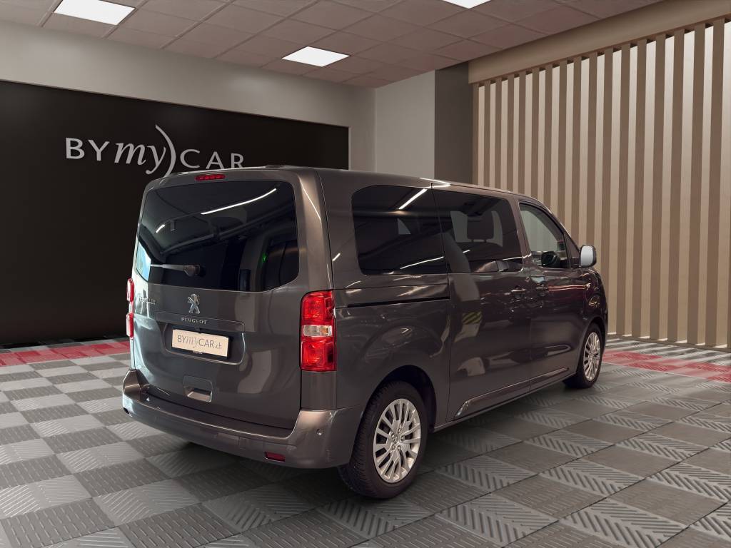 PEUGEOT Traveller 2.0 BlueHDi Business Standard EAT8-image-2