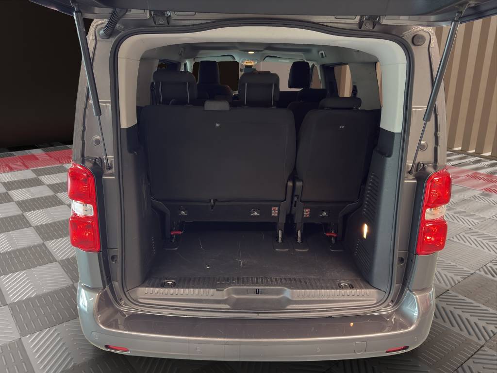 PEUGEOT Traveller 2.0 BlueHDi Business Standard EAT8-image-7