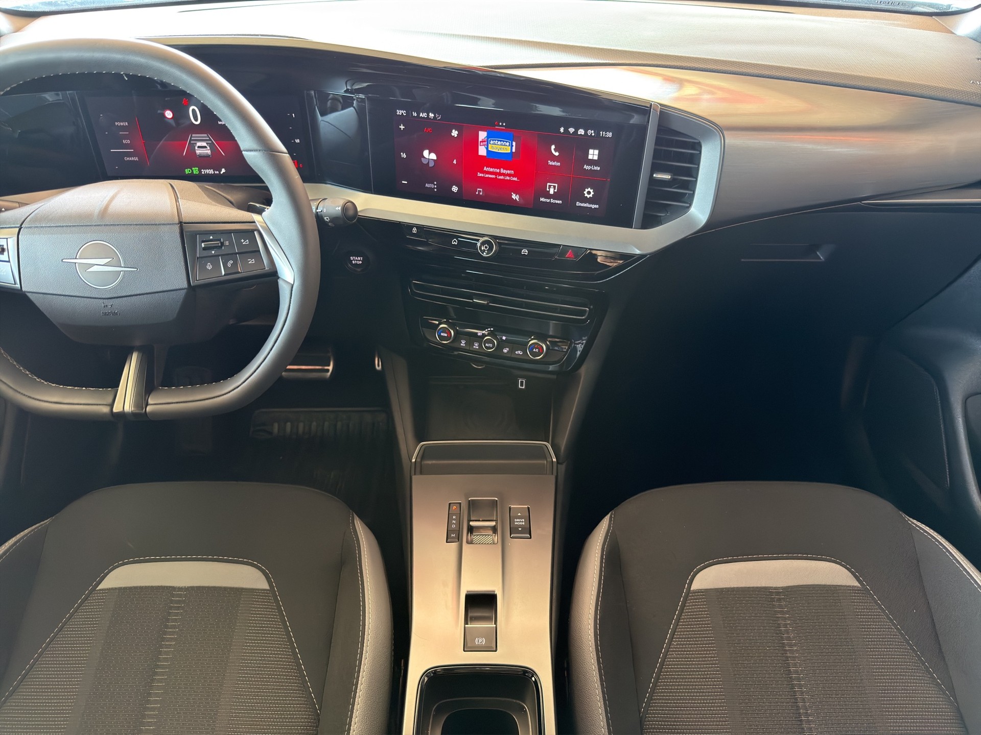 OPEL MOKKA 1.2 Hybrid 145 GS e-DCT6-image-19