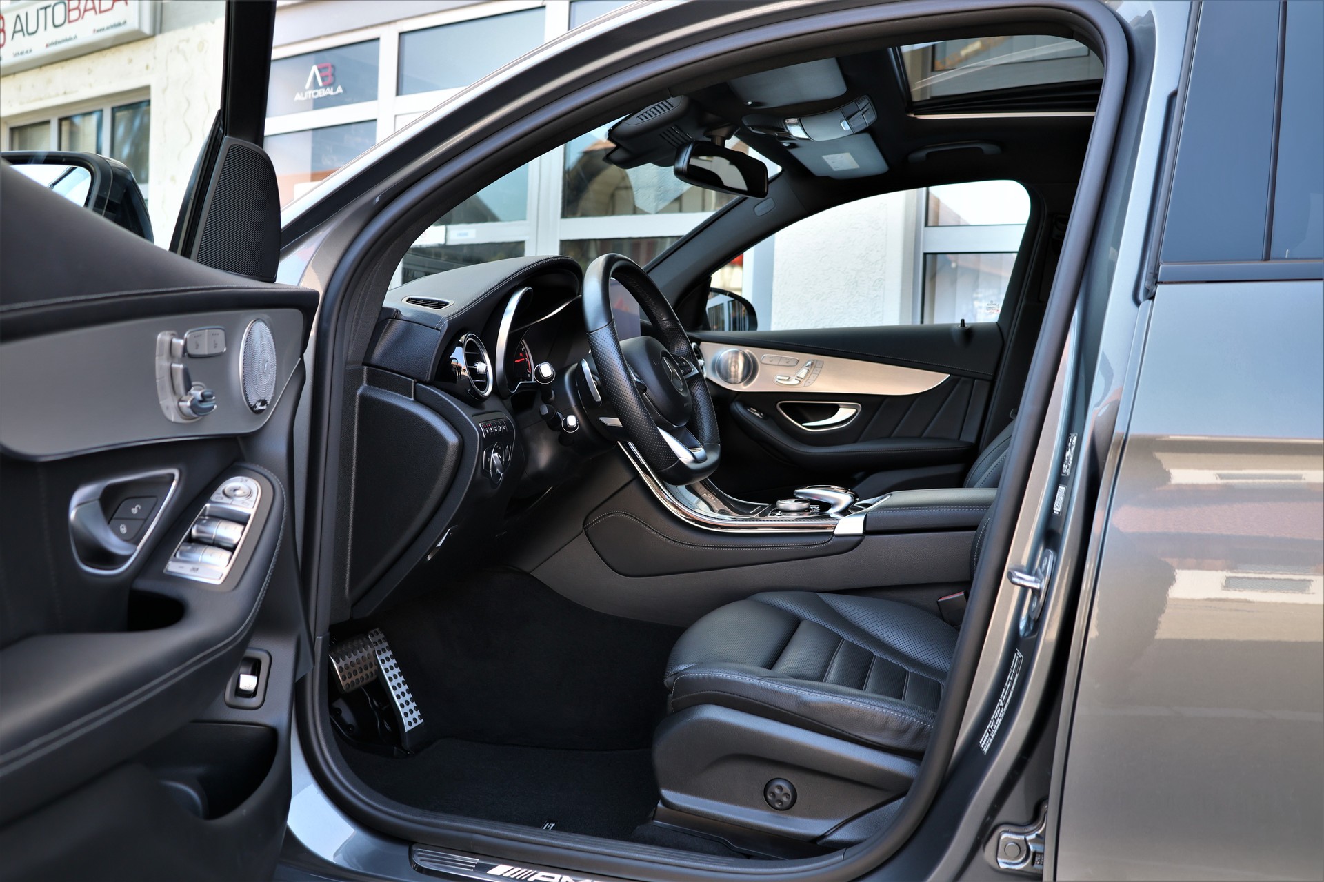 MERCEDES-BENZ GLC Coupé 43 AMG 4Matic 9G-Tronic (CH)-image-9