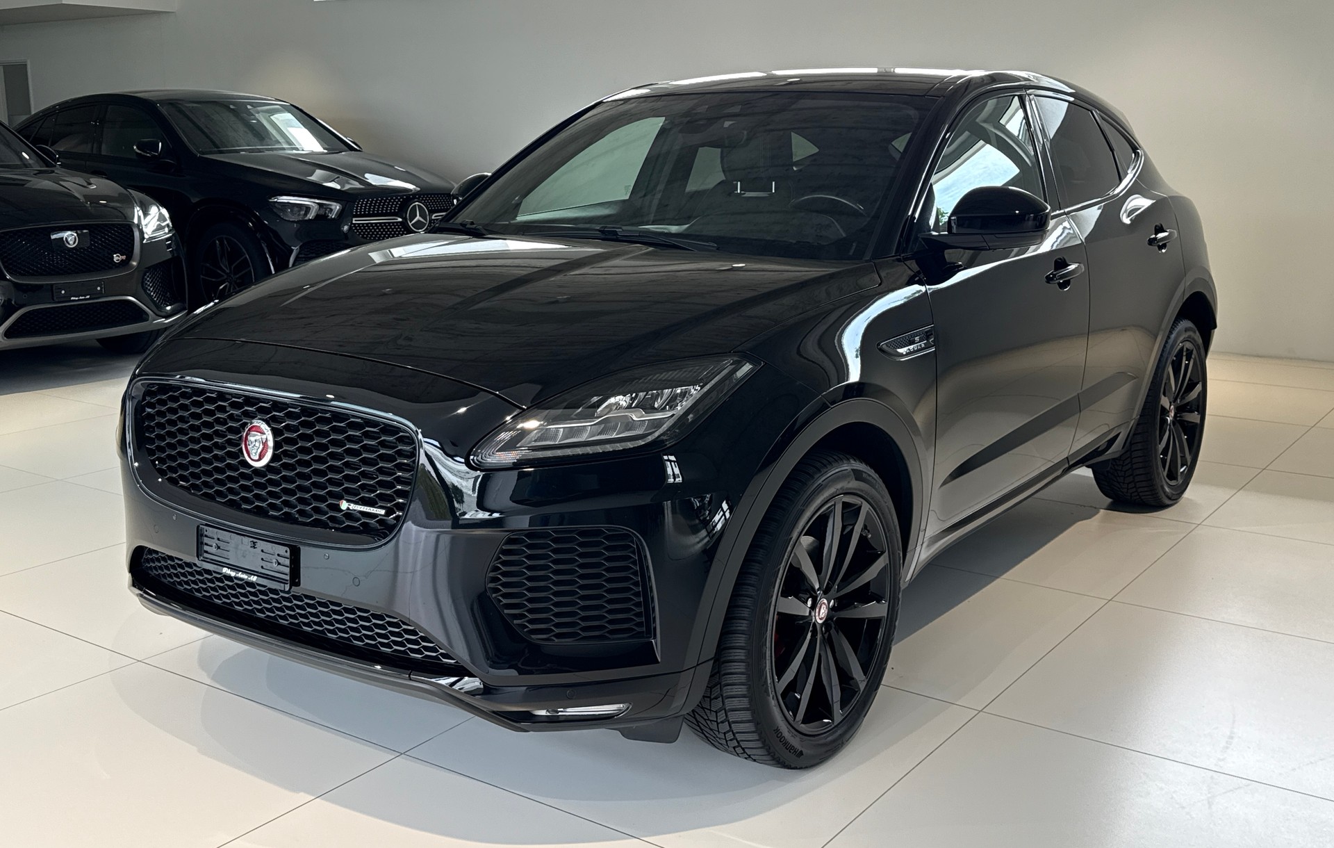 JAGUAR E-Pace 2.0d D180 R-Dynamic S AWD Automatik-showroom-element-3