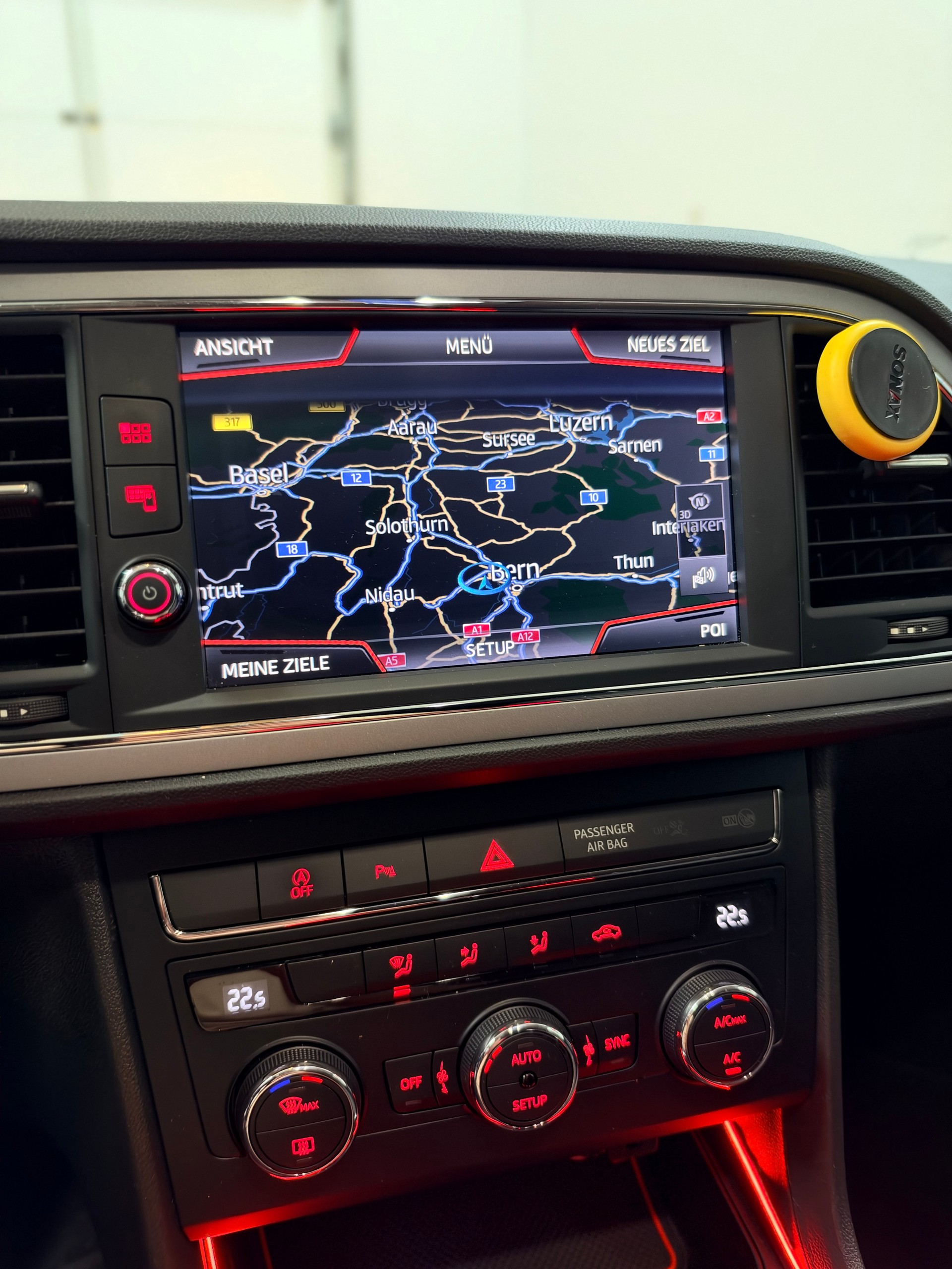 SEAT Leon ST 1.6 TDI CR Style DSG-image-13