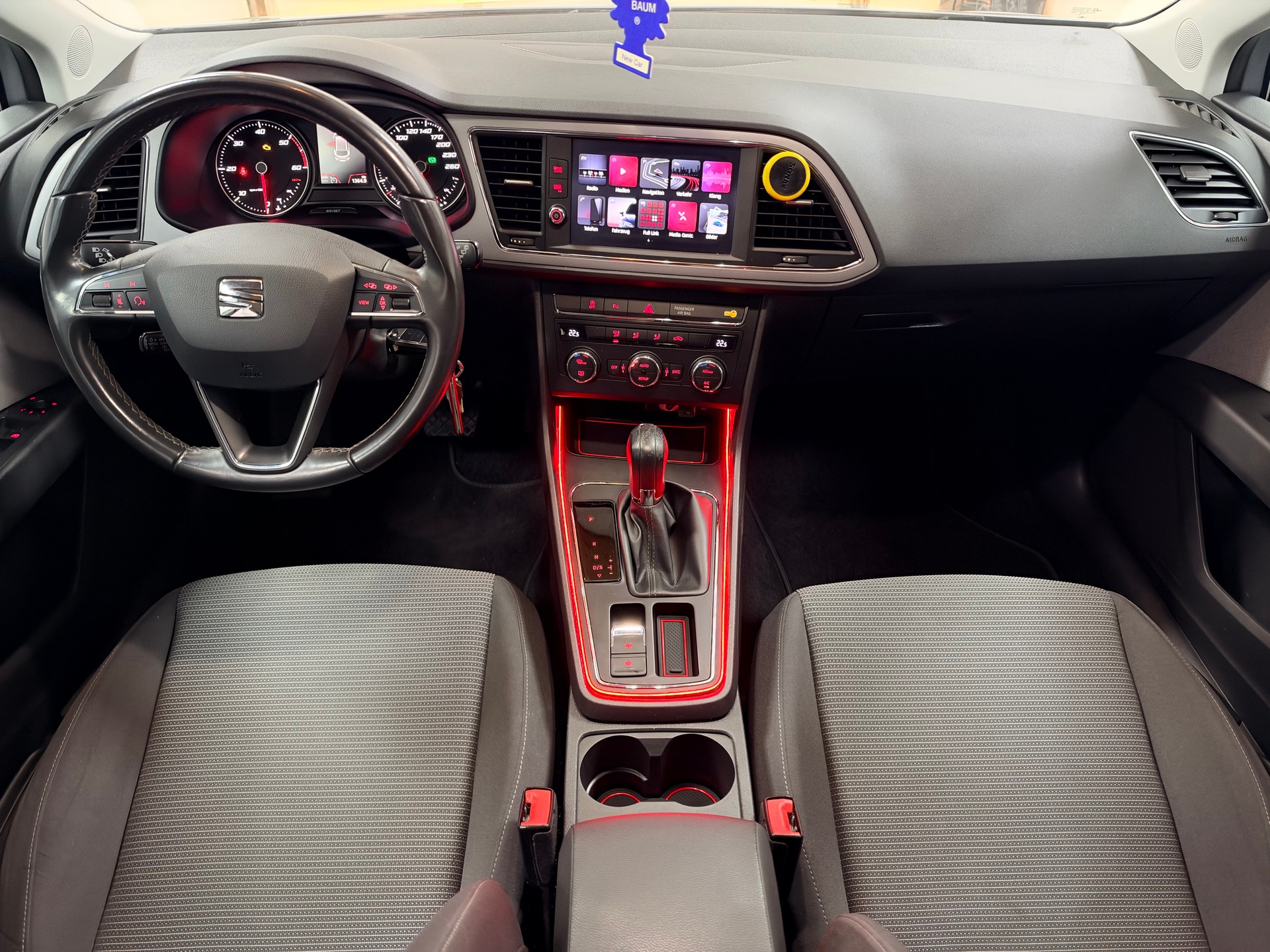 SEAT Leon ST 1.6 TDI CR Style DSG-image-10