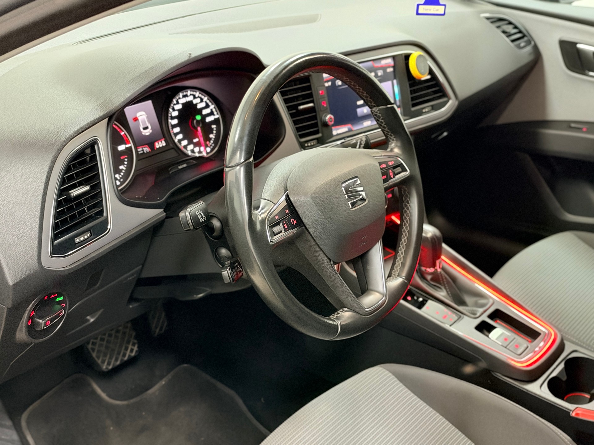 SEAT Leon ST 1.6 TDI CR Style DSG-image-7