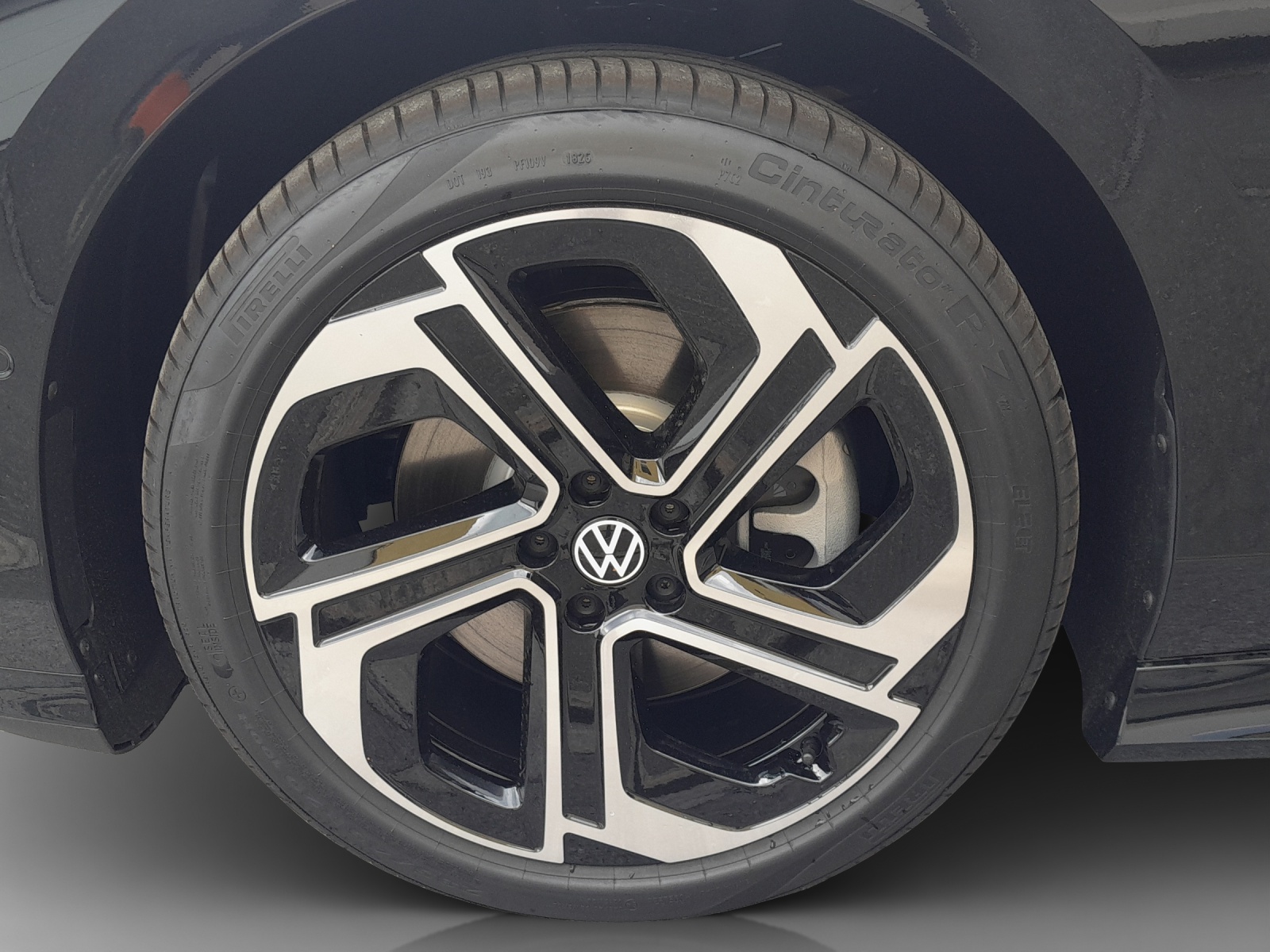 VW ID.7 Tourer GTX 86 kWh GTX 4 Motion-image-13