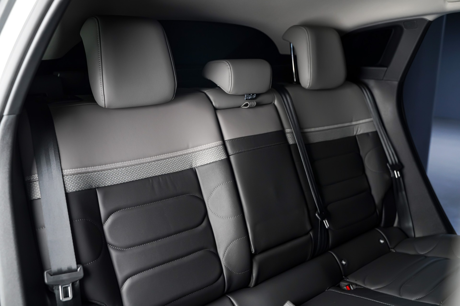 CITROEN C5 X 1.2i PureTech Feel Pack EAT8-image-14
