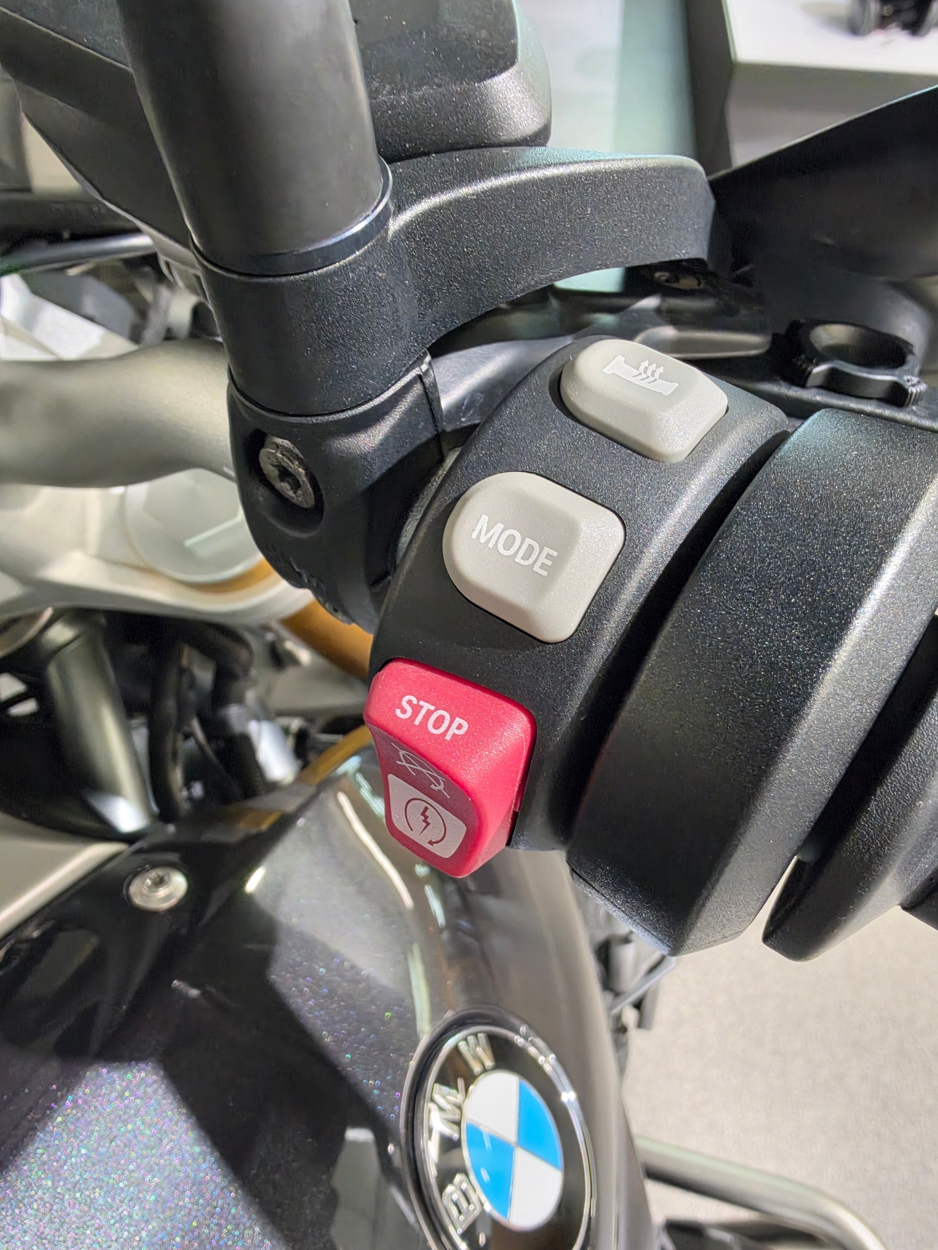 BMW R 1200 R ABS-image-4