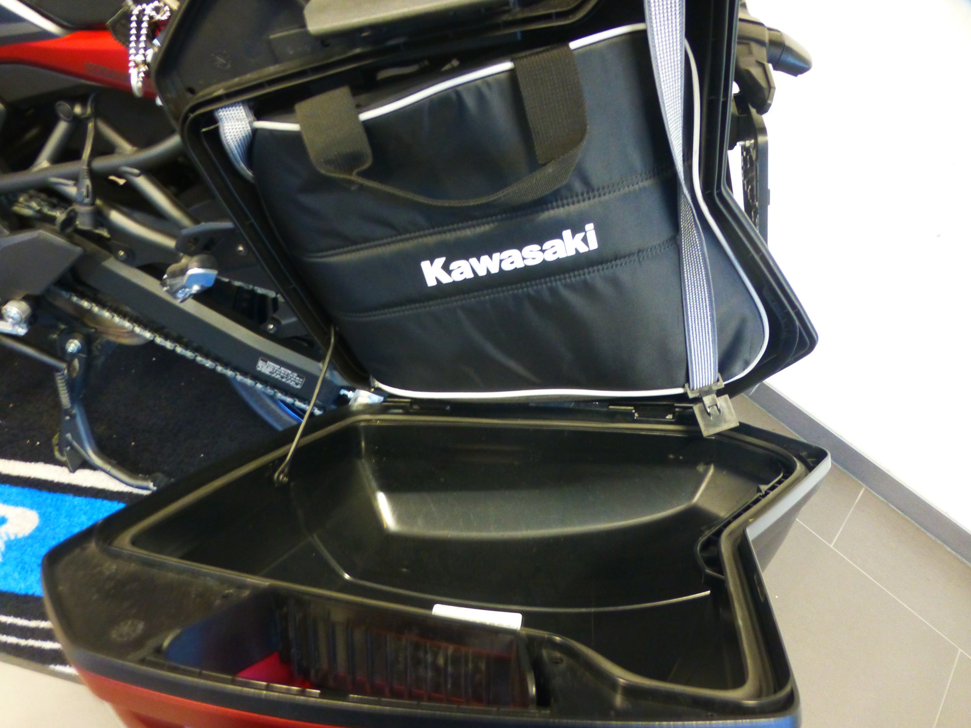 KAWASAKI Versys 1000 SE Grand Tourer-image-11