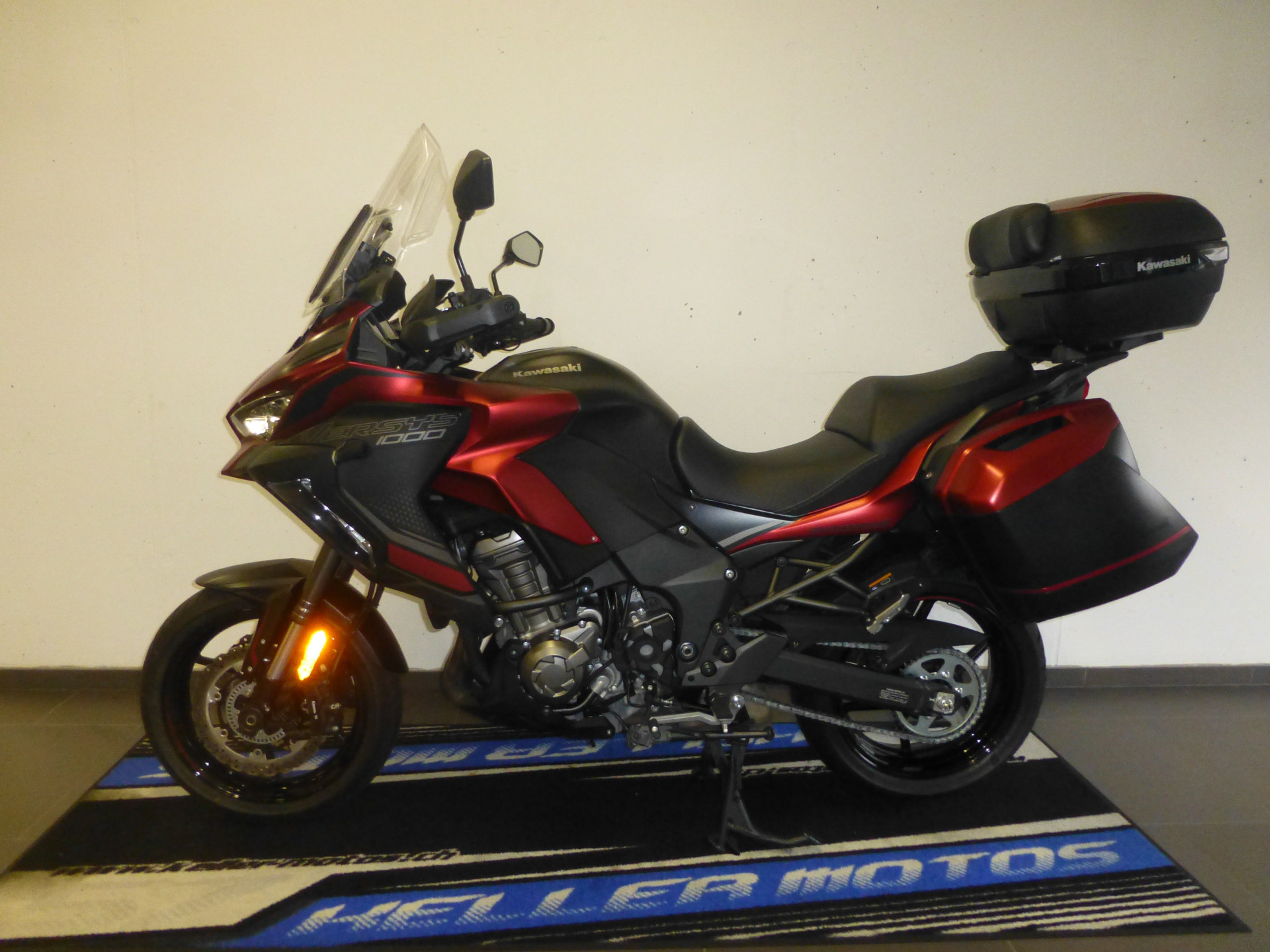KAWASAKI Versys 1000 SE Grand Tourer-image-1